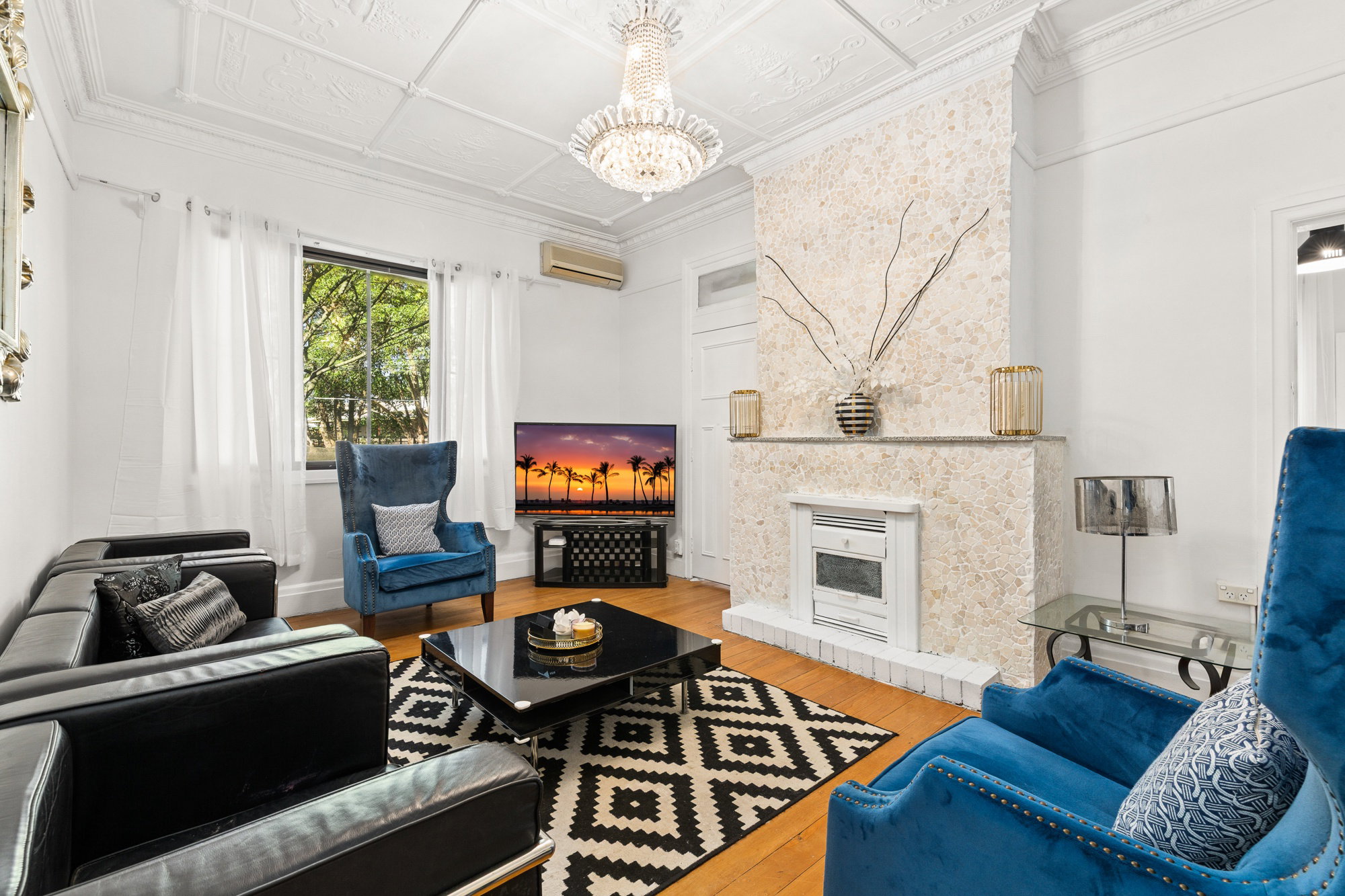 Furnished 4 Bedroom House in Stanmore