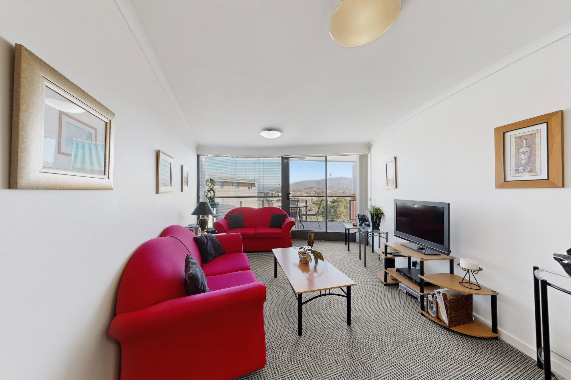 Furnished 1 Bedroom Apartment in Braddon
