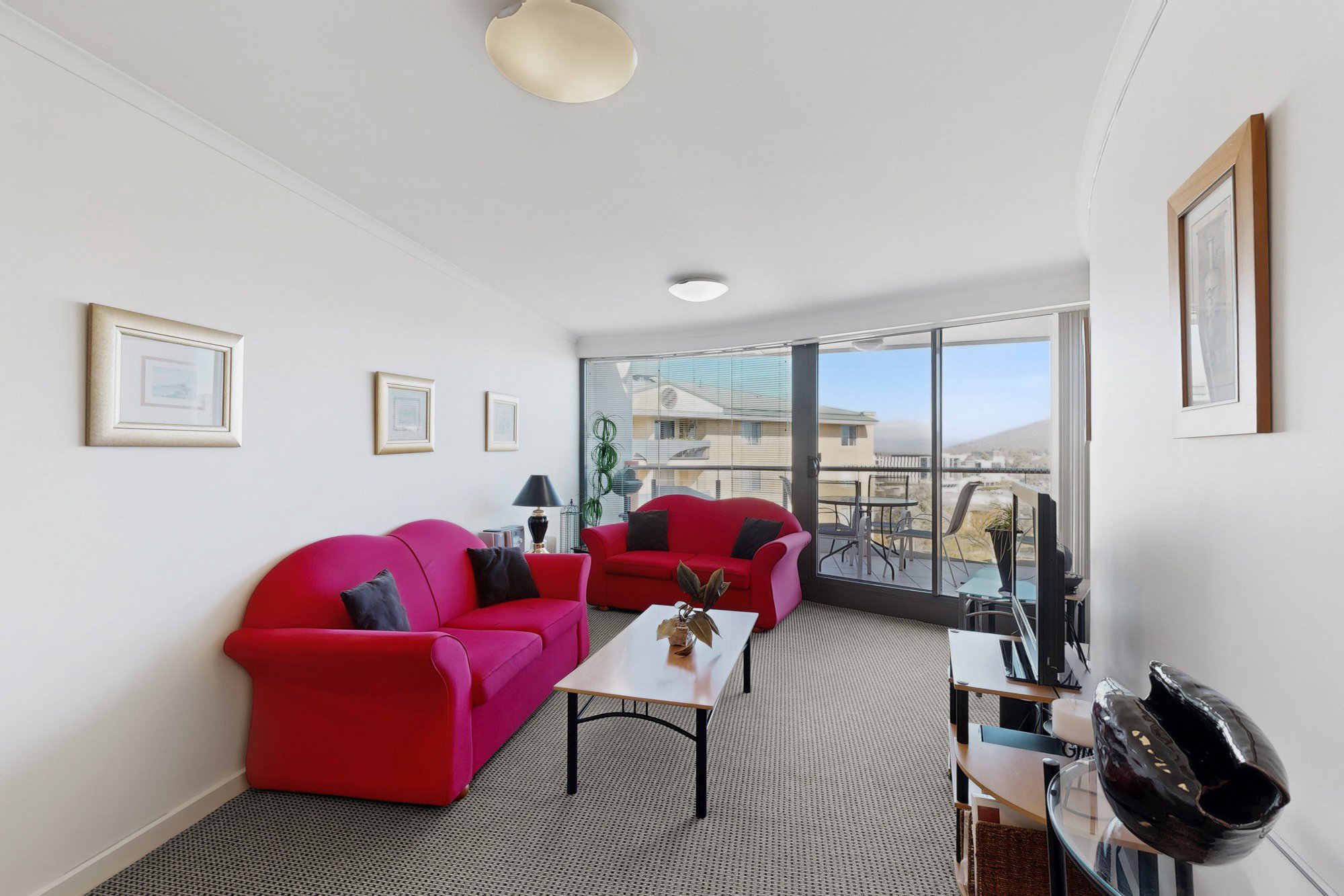 Furnished 1 Bedroom Apartment in Braddon