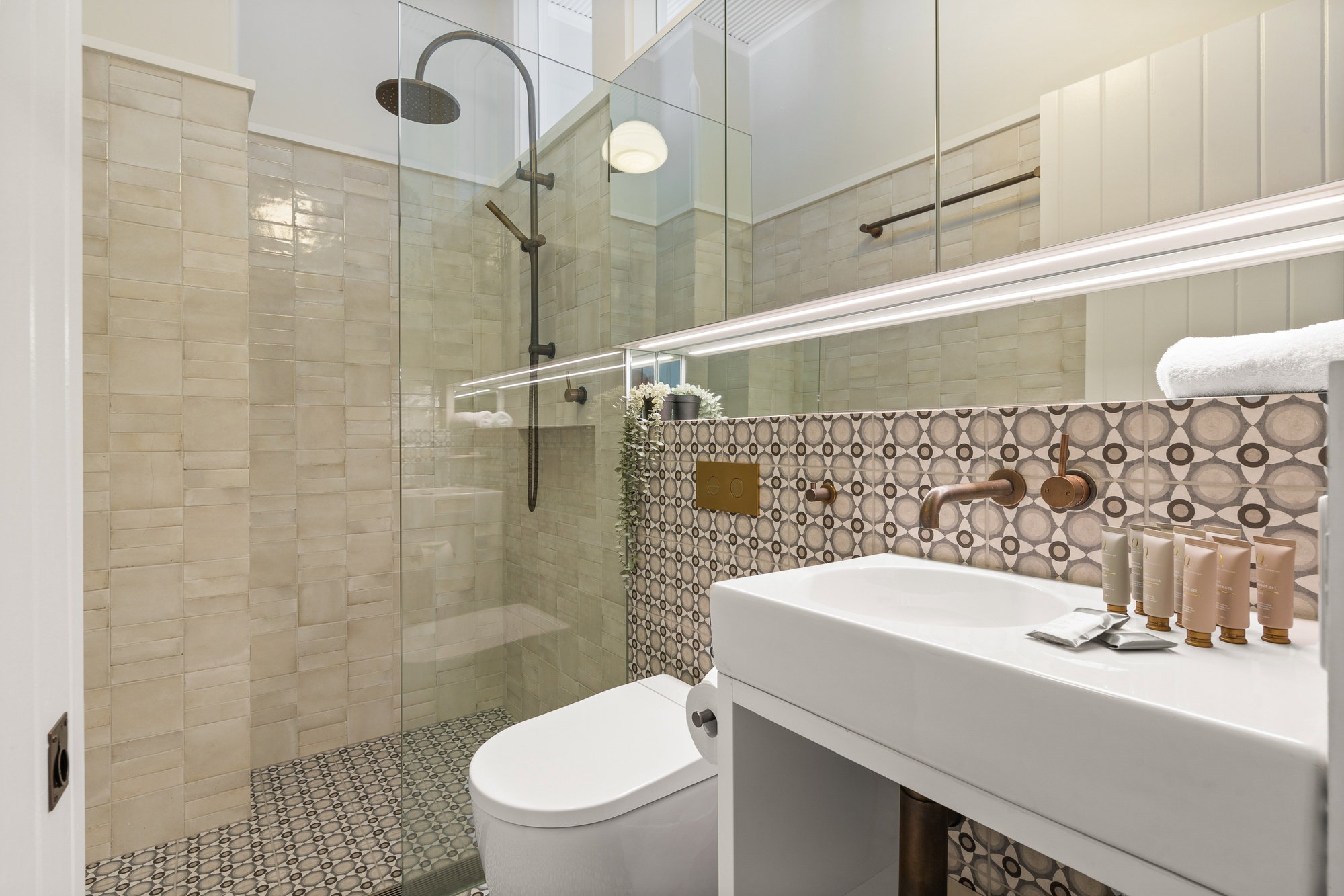 Furnished 3 Bedroom House in Millers Point