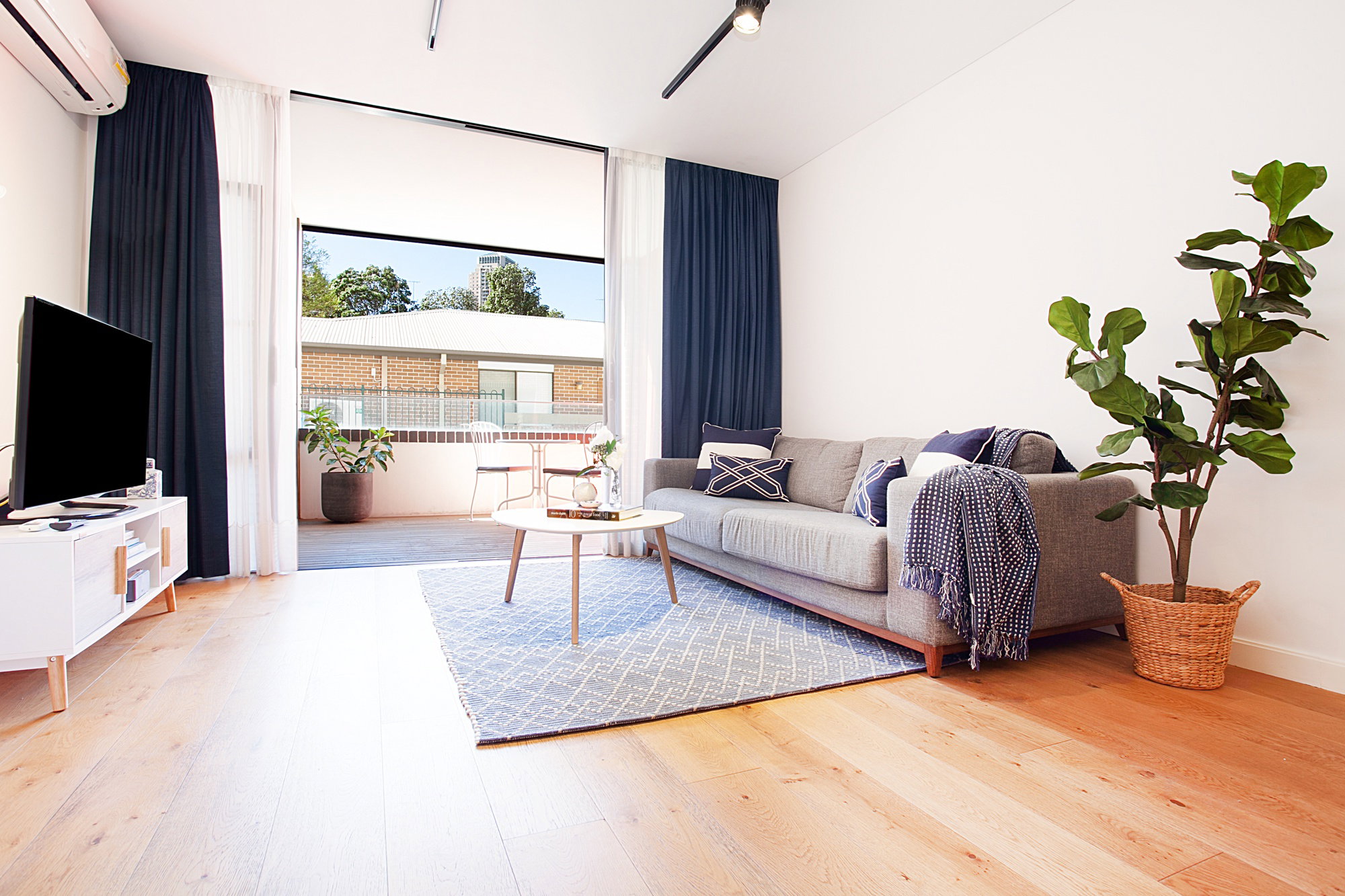 Furnished 1 Bedroom Apartment in Ultimo