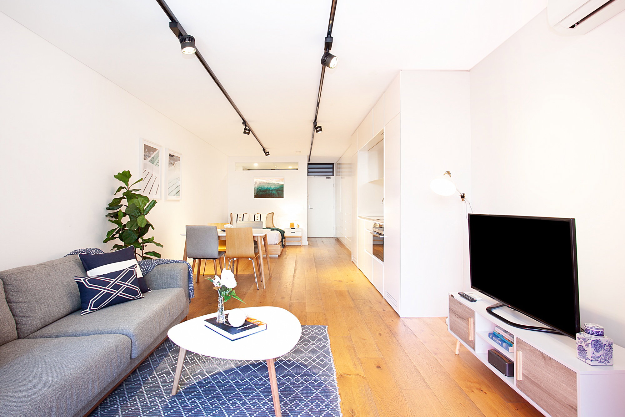 Furnished 1 Bedroom Apartment in Ultimo