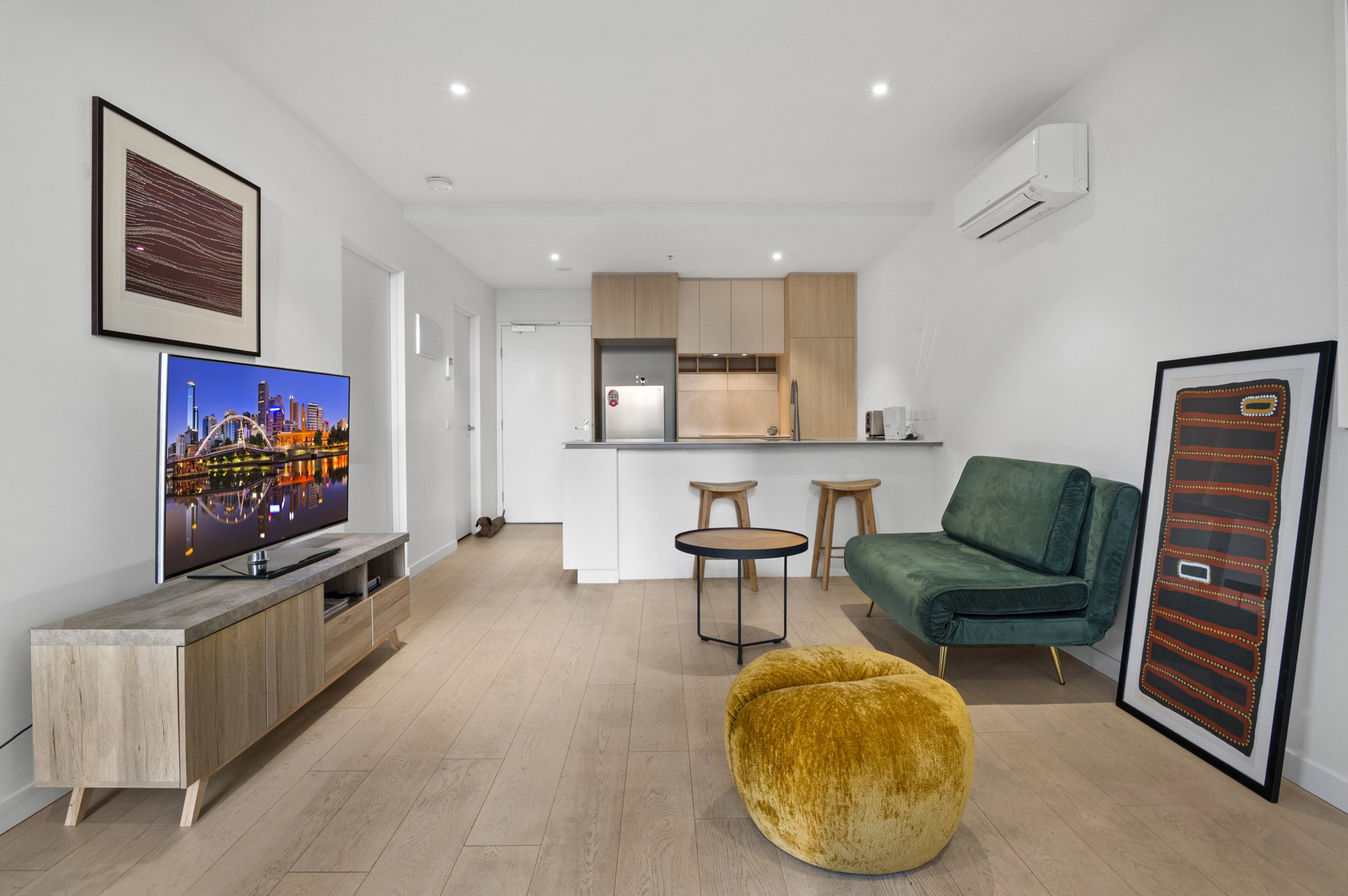 Furnished 1 Bedroom Apartment in Moonee Ponds