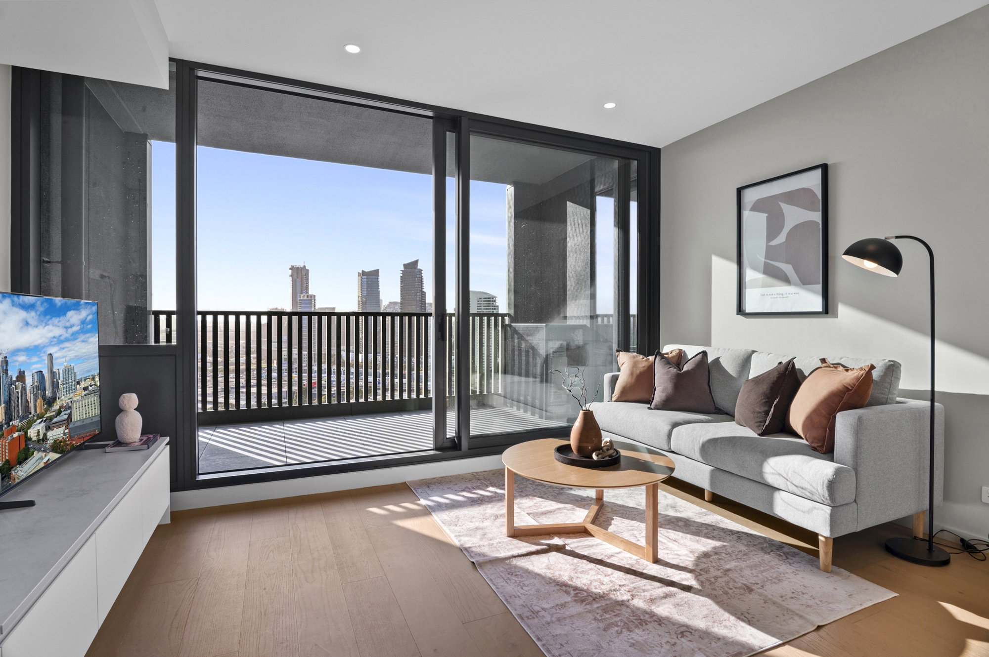 Furnished 2 Bedroom Apartment in South Melbourne