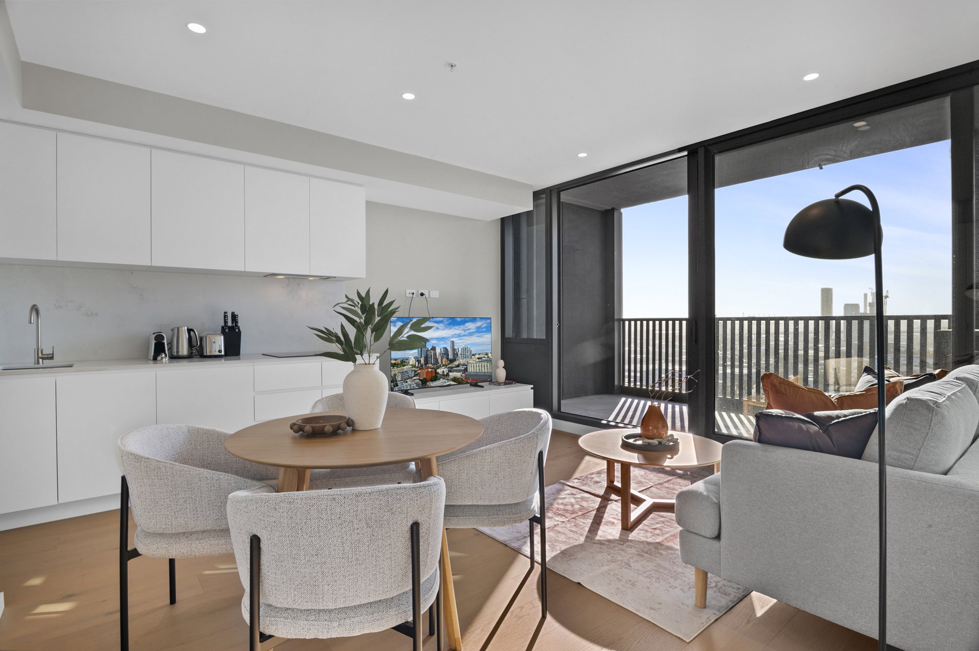 Furnished 2 Bedroom Apartment in South Melbourne
