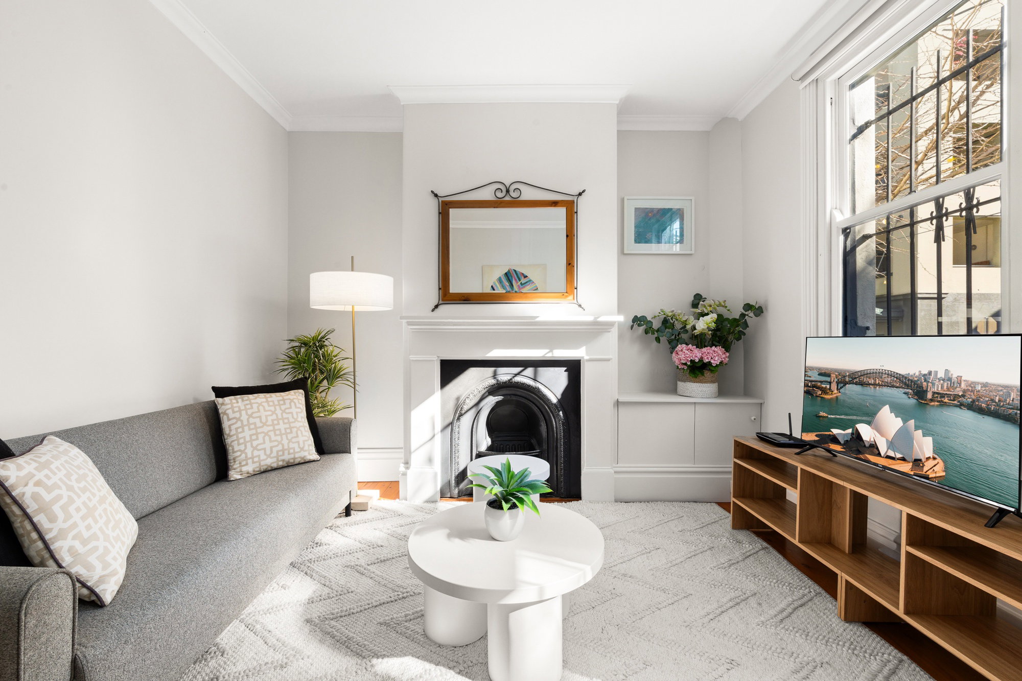 Furnished 2 Bedroom House in Surry Hills