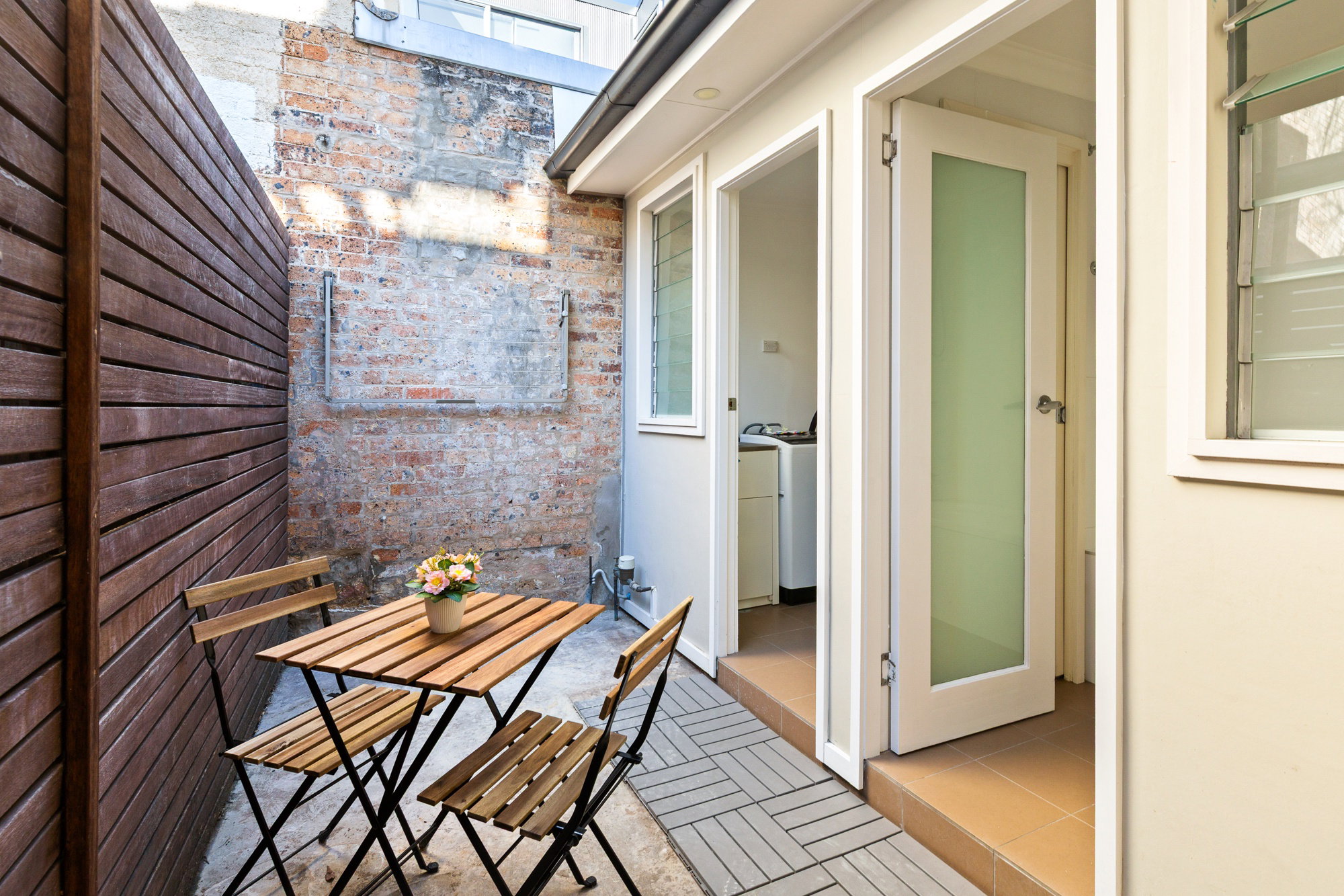 Furnished 2 Bedroom House in Surry Hills