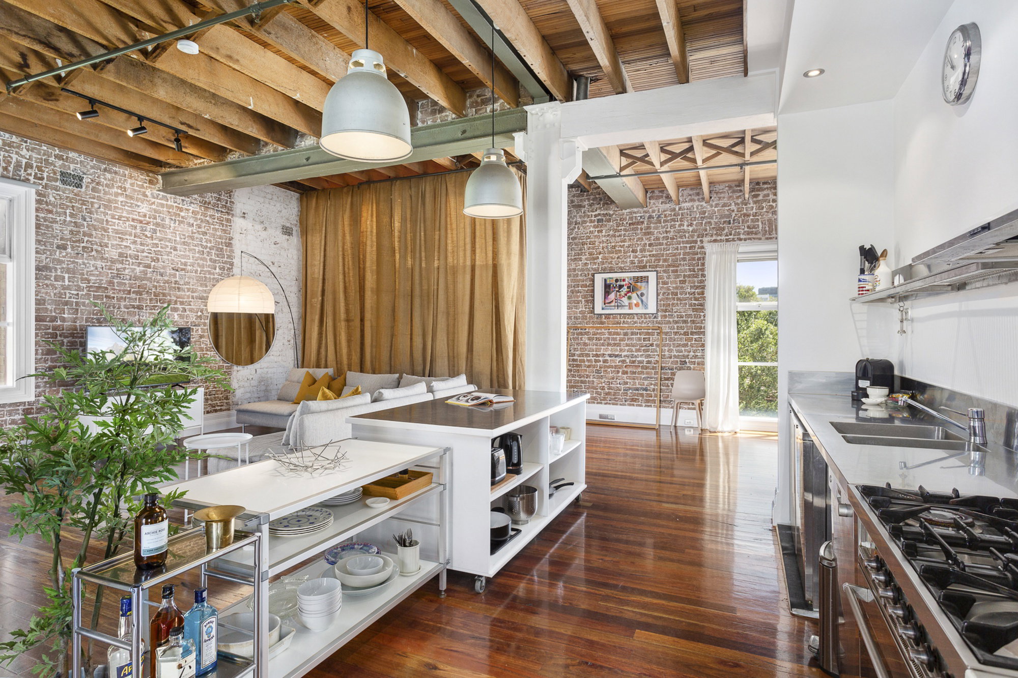 Furnished 1 Bedroom Rental in Darlinghurst