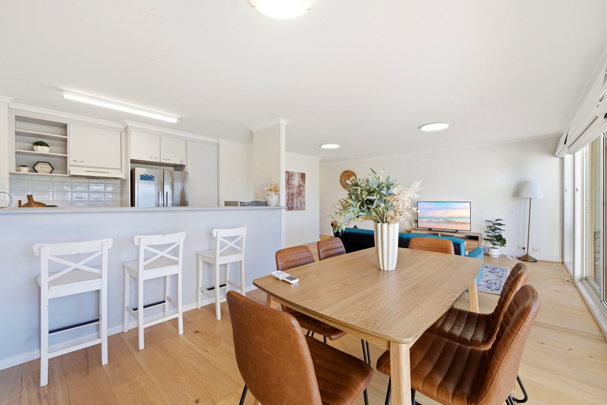 Furnished 2 Bedroom Apartment in Narrabundah