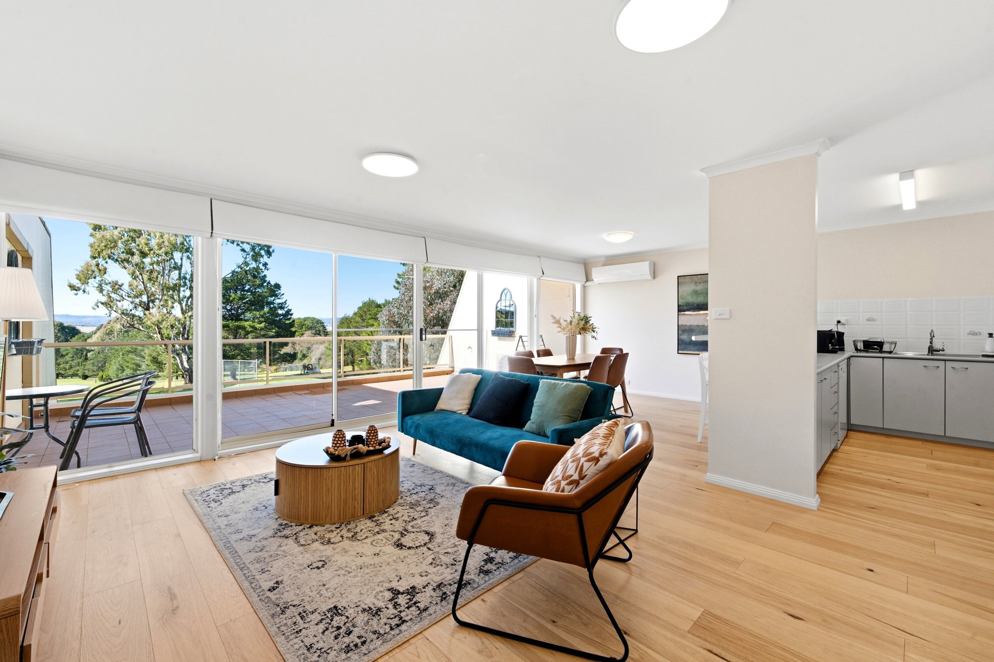 Furnished 2 Bedroom Apartment in Narrabundah