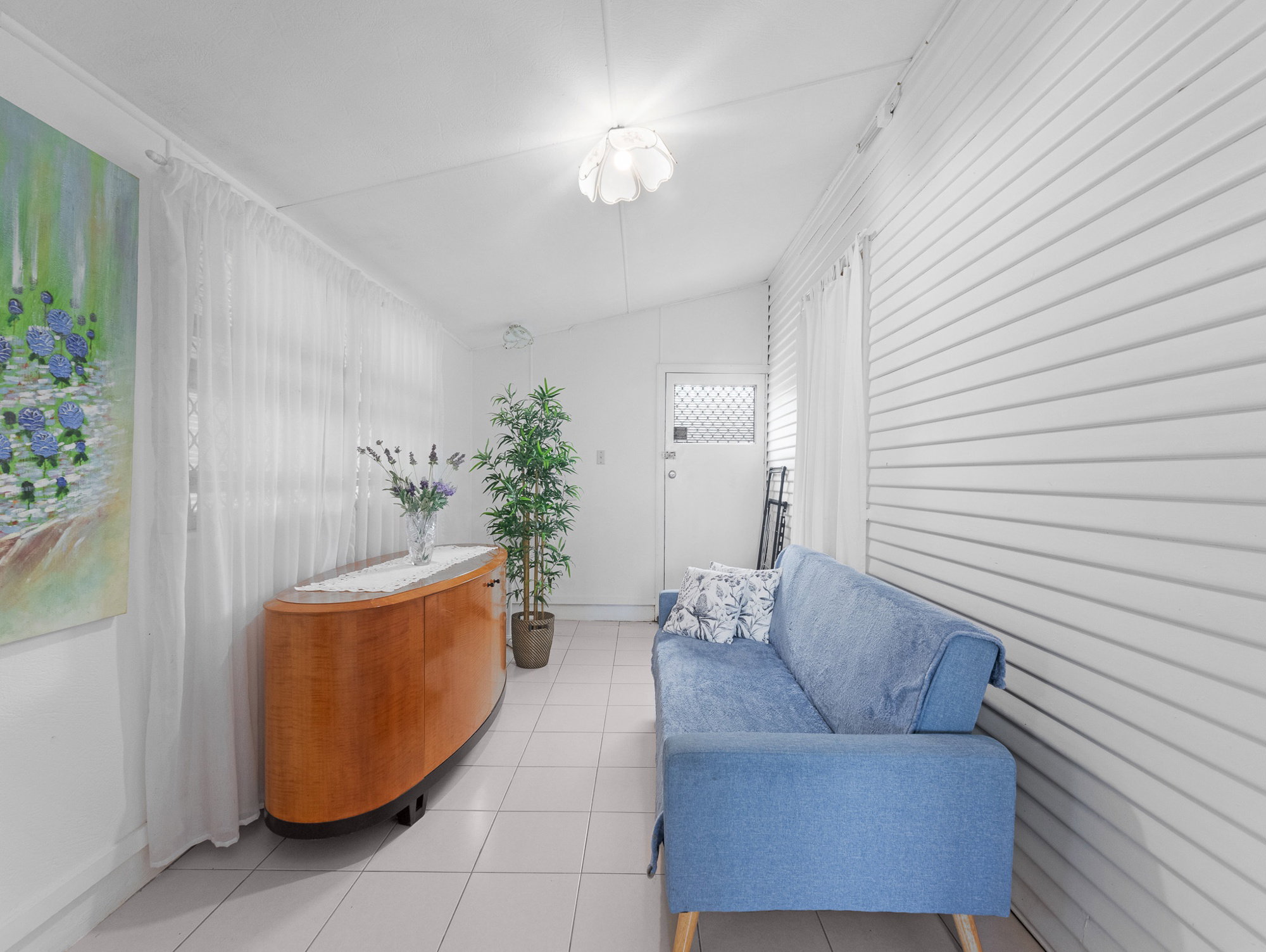 Furnished 2 Bedroom House in Torquay