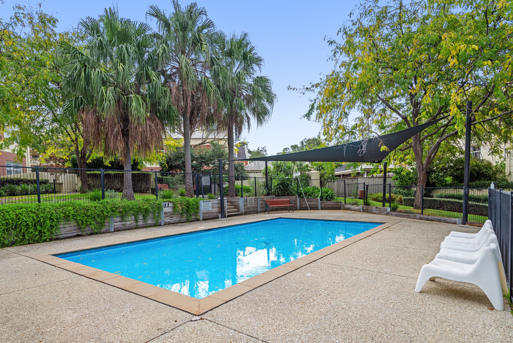 Furnished 2 Bedroom Apartment in Clifton Hill