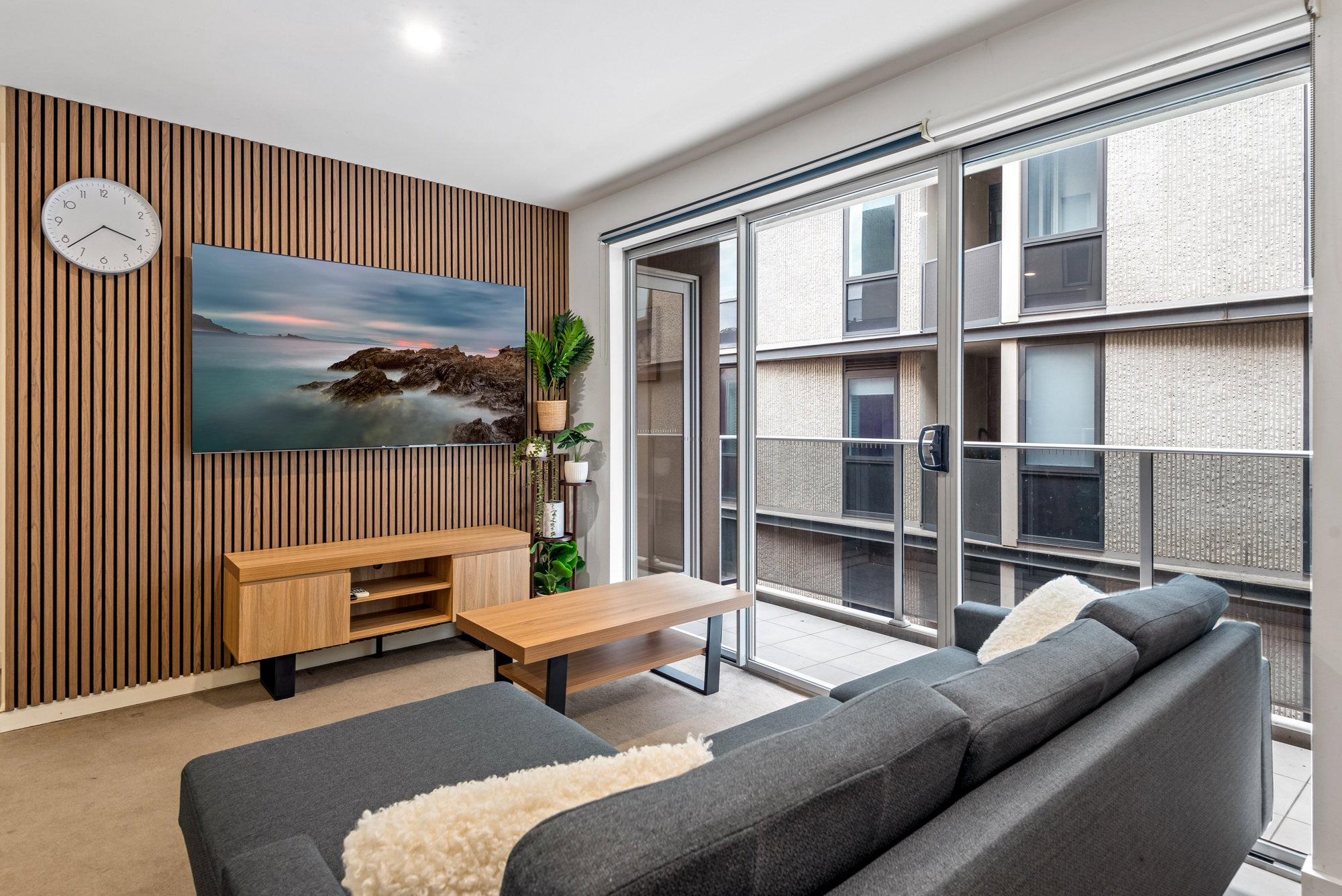 Furnished 1 Bedroom Apartment in Southbank