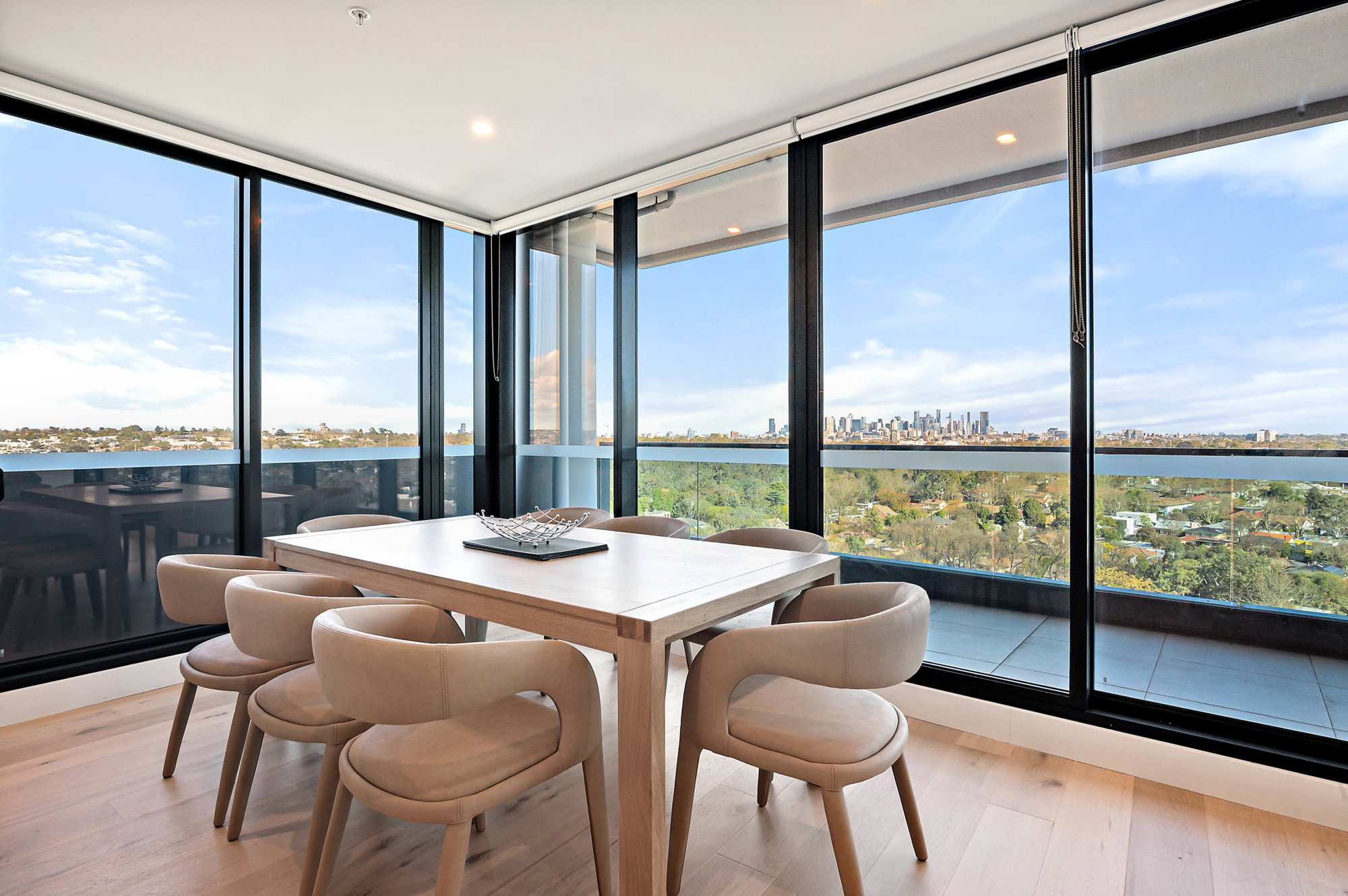 Furnished 3 Bedroom Apartment in Alphington