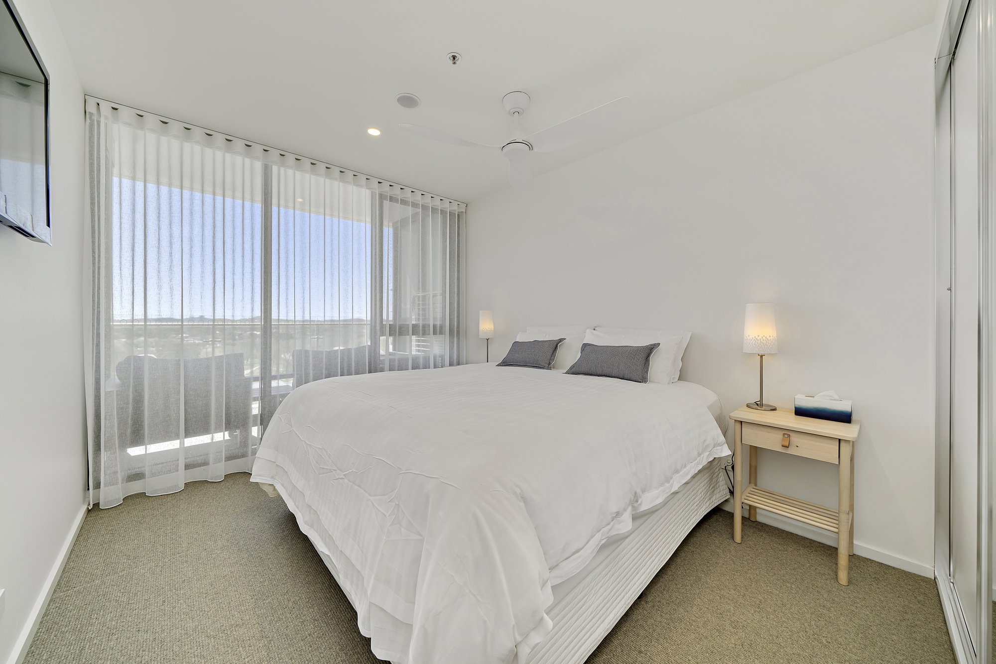 Furnished 1 Bedroom Apartment in Phillip