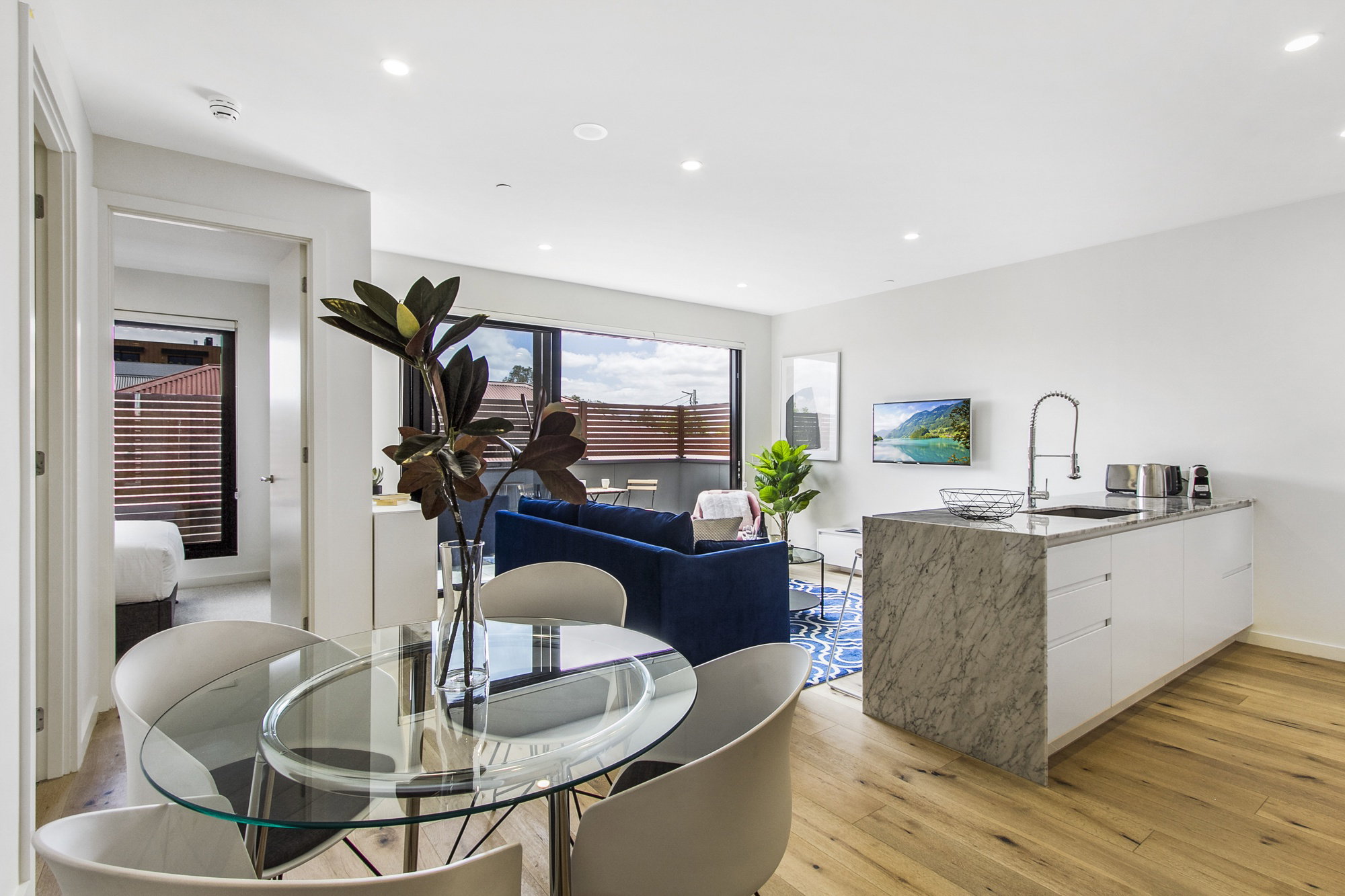 Furnished 2 Bedroom Apartment in Carnegie