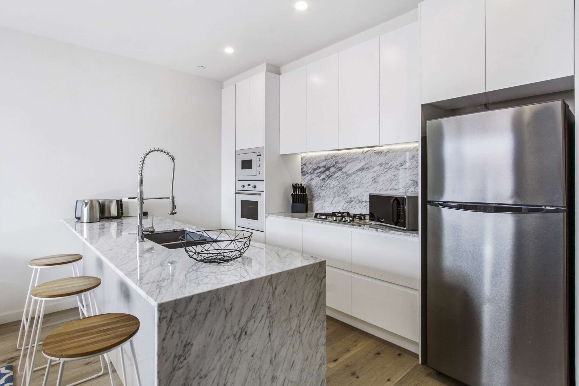 Furnished 2 Bedroom Apartment in Carnegie