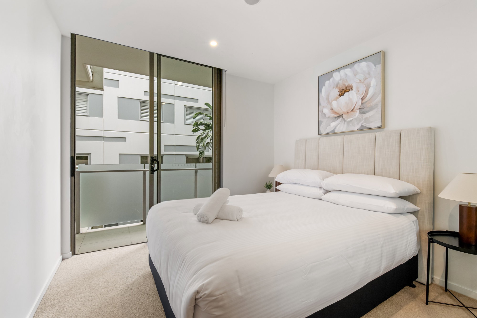 Furnished 1 Bedroom Apartment in West End