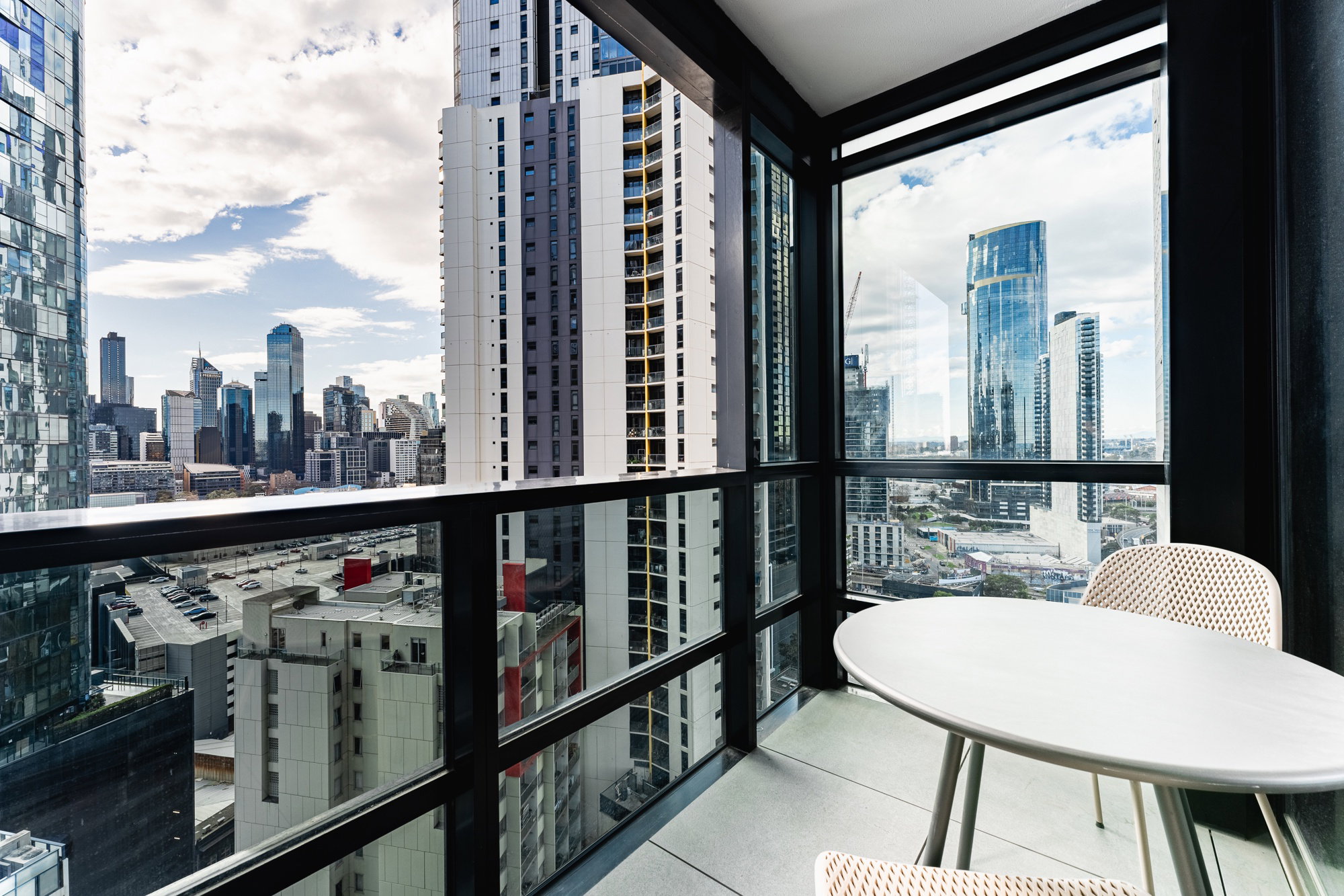 Furnished 1 Bedroom Apartment in Southbank