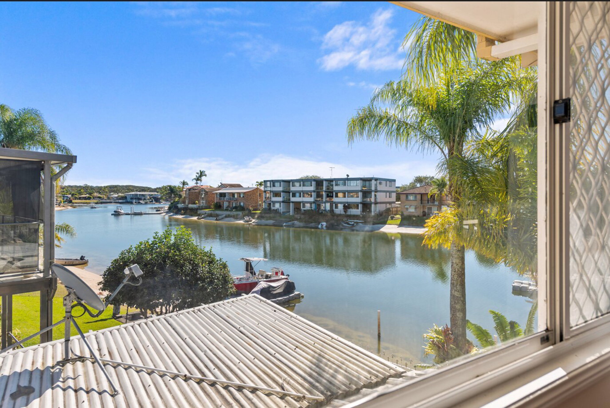 Furnished 2 Bedroom Apartment in Mooloolaba
