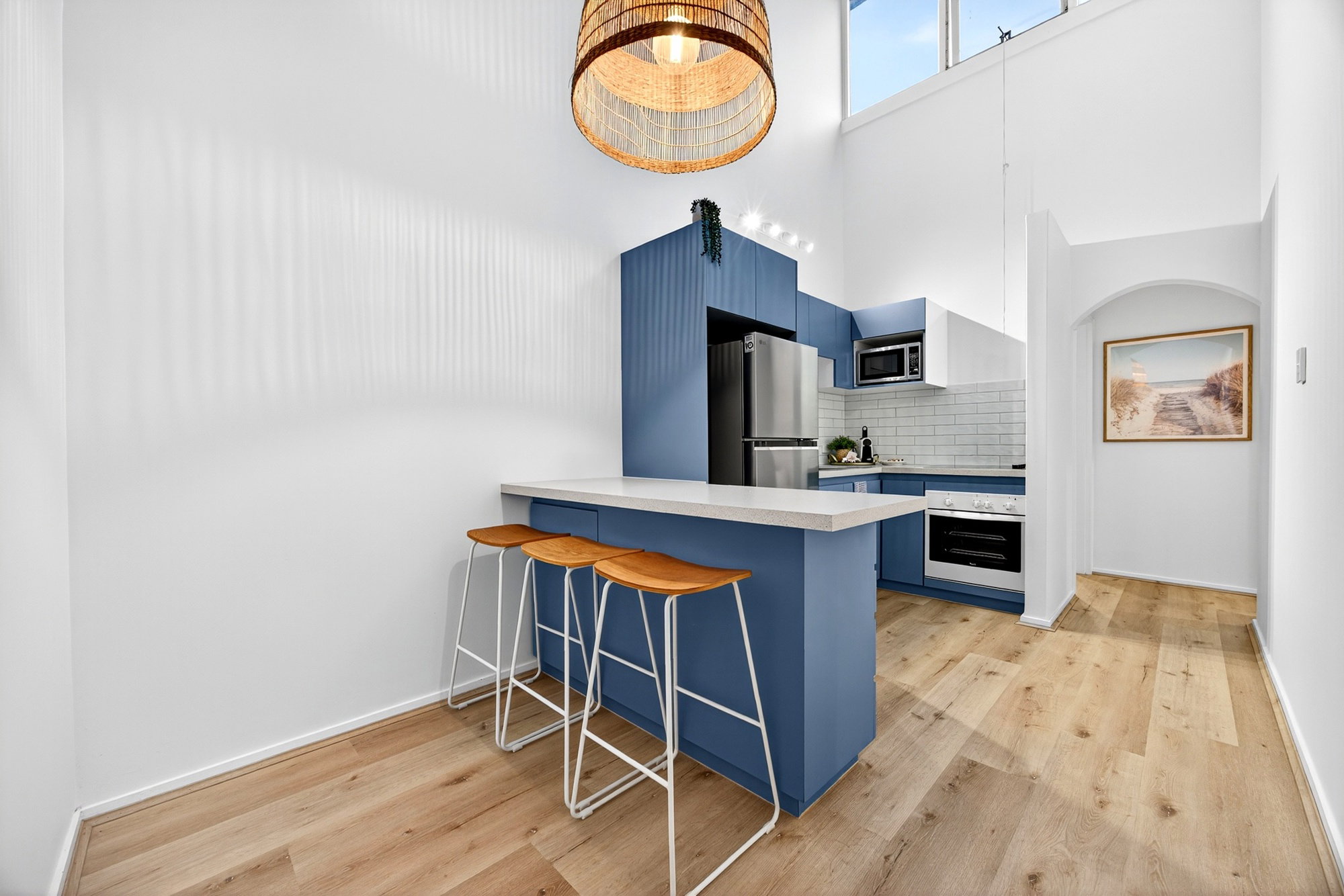Furnished 2 Bedroom Apartment in Nedlands