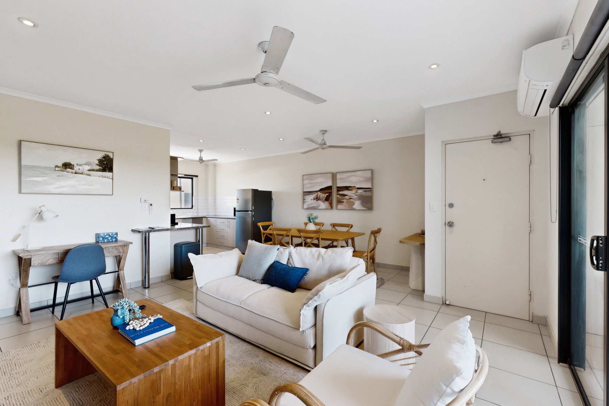 Furnished 2 Bedroom Apartment in Rosebery
