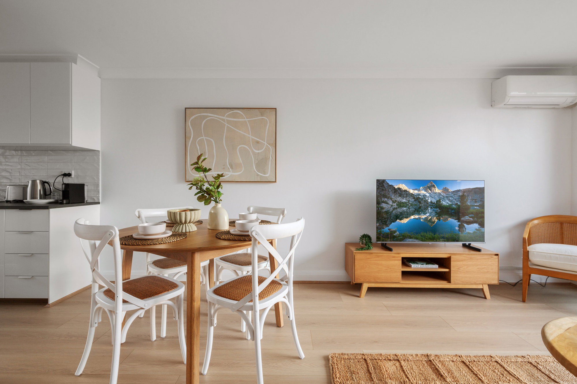 Furnished 1 Bedroom Apartment in Manly