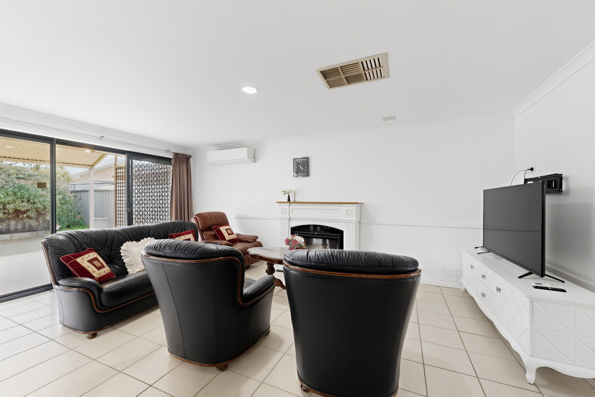 Furnished 4 Bedroom House in Dudley Park