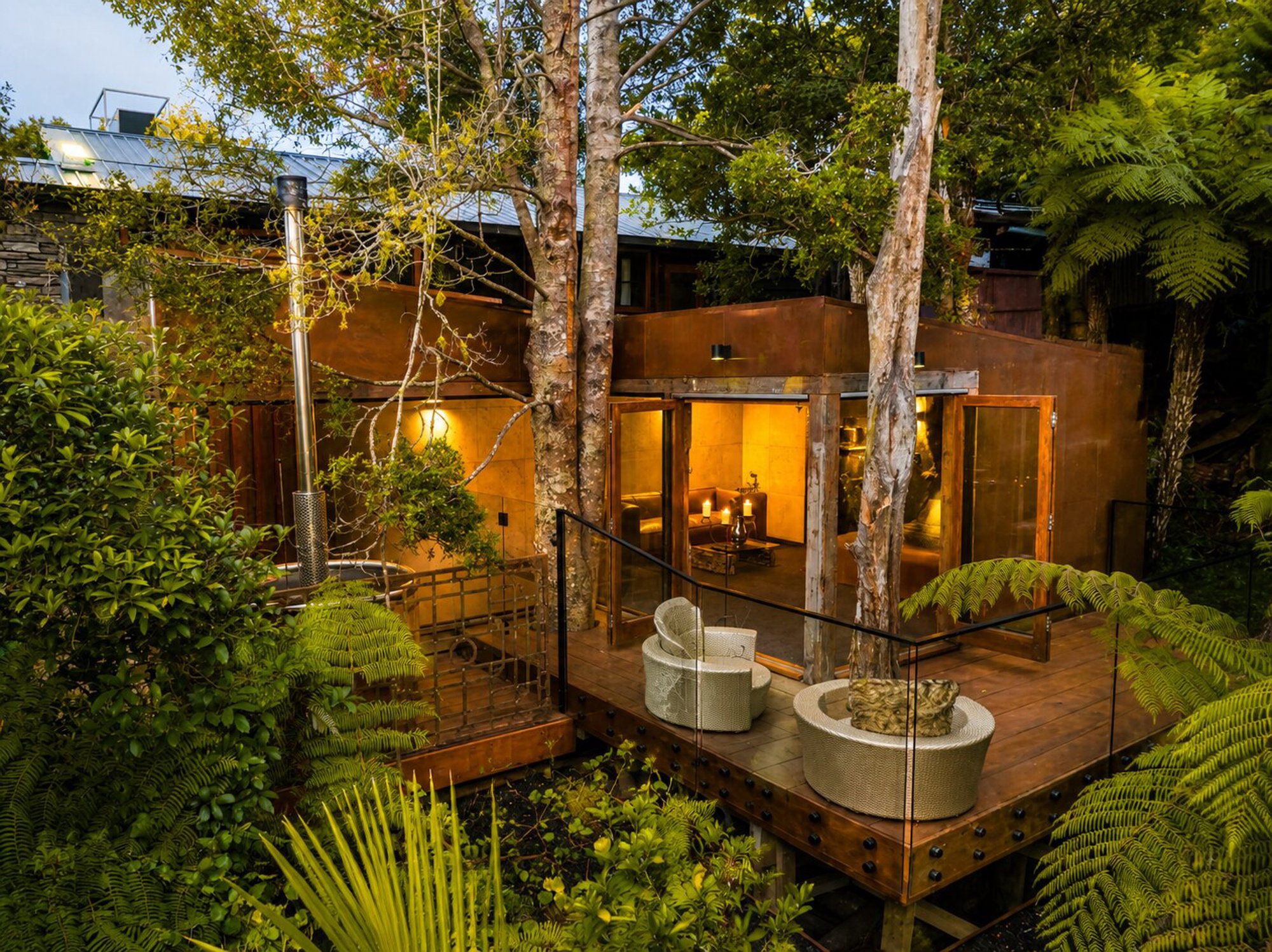 Furnished 4 Bedroom House in Auckland