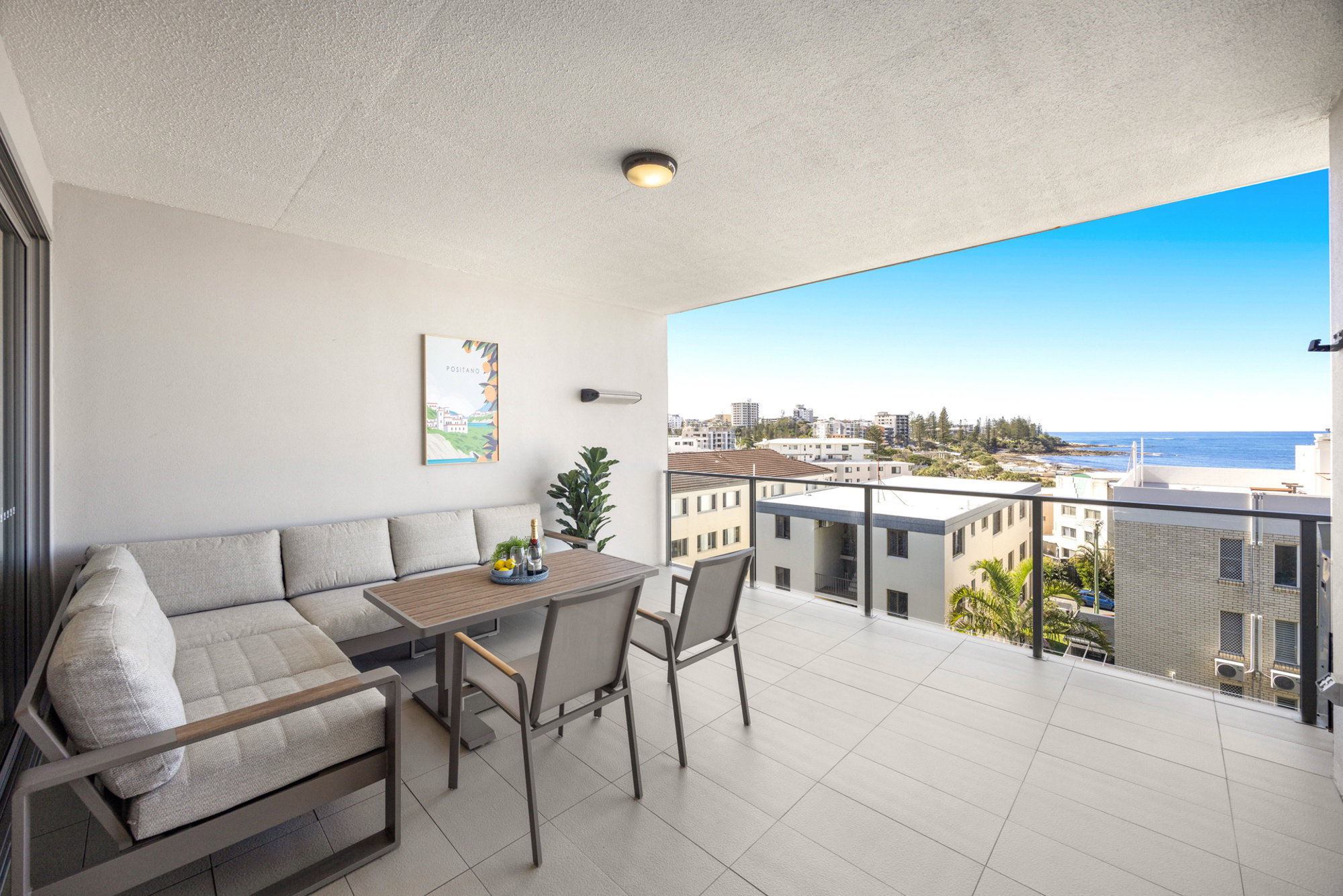 Furnished 3 Bedroom Apartment in Kings Beach