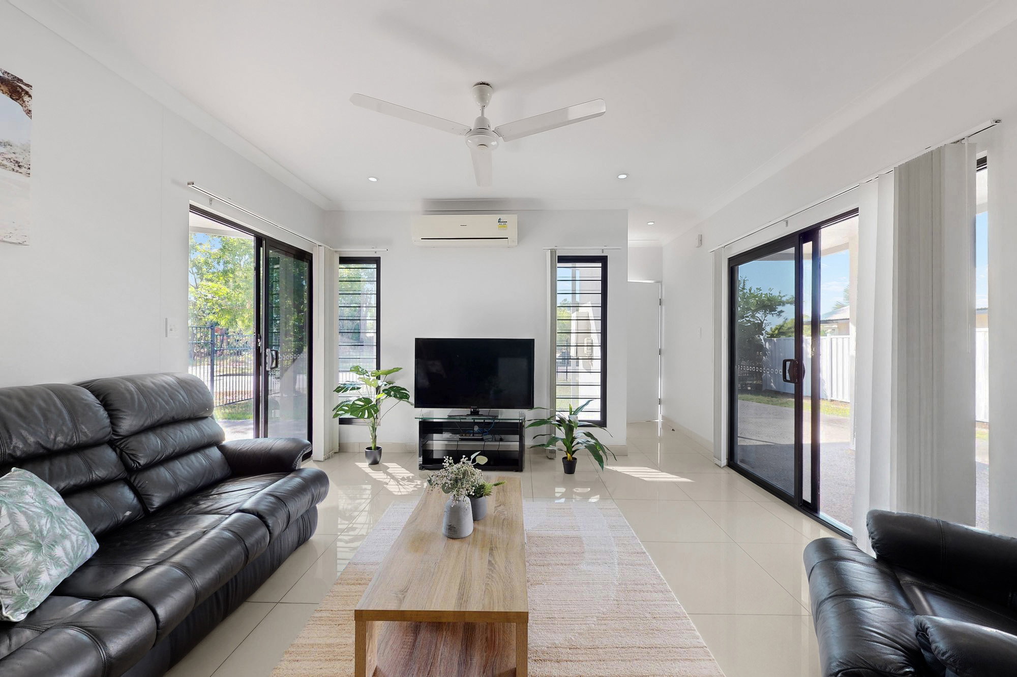 Furnished 3 Bedroom House in Muirhead