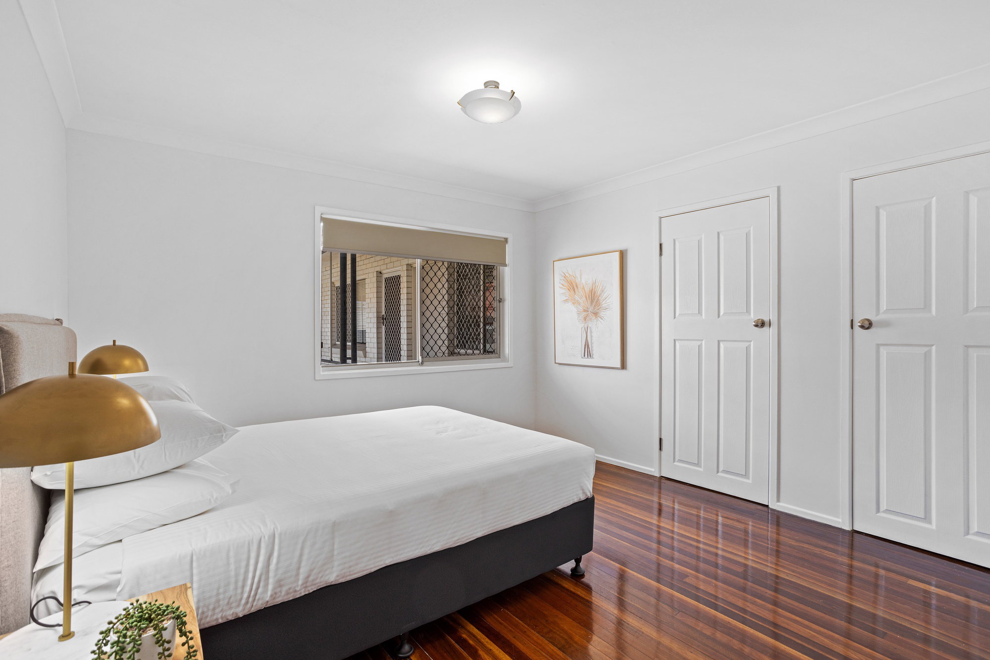 Furnished 2 Bedroom Apartment in Windsor