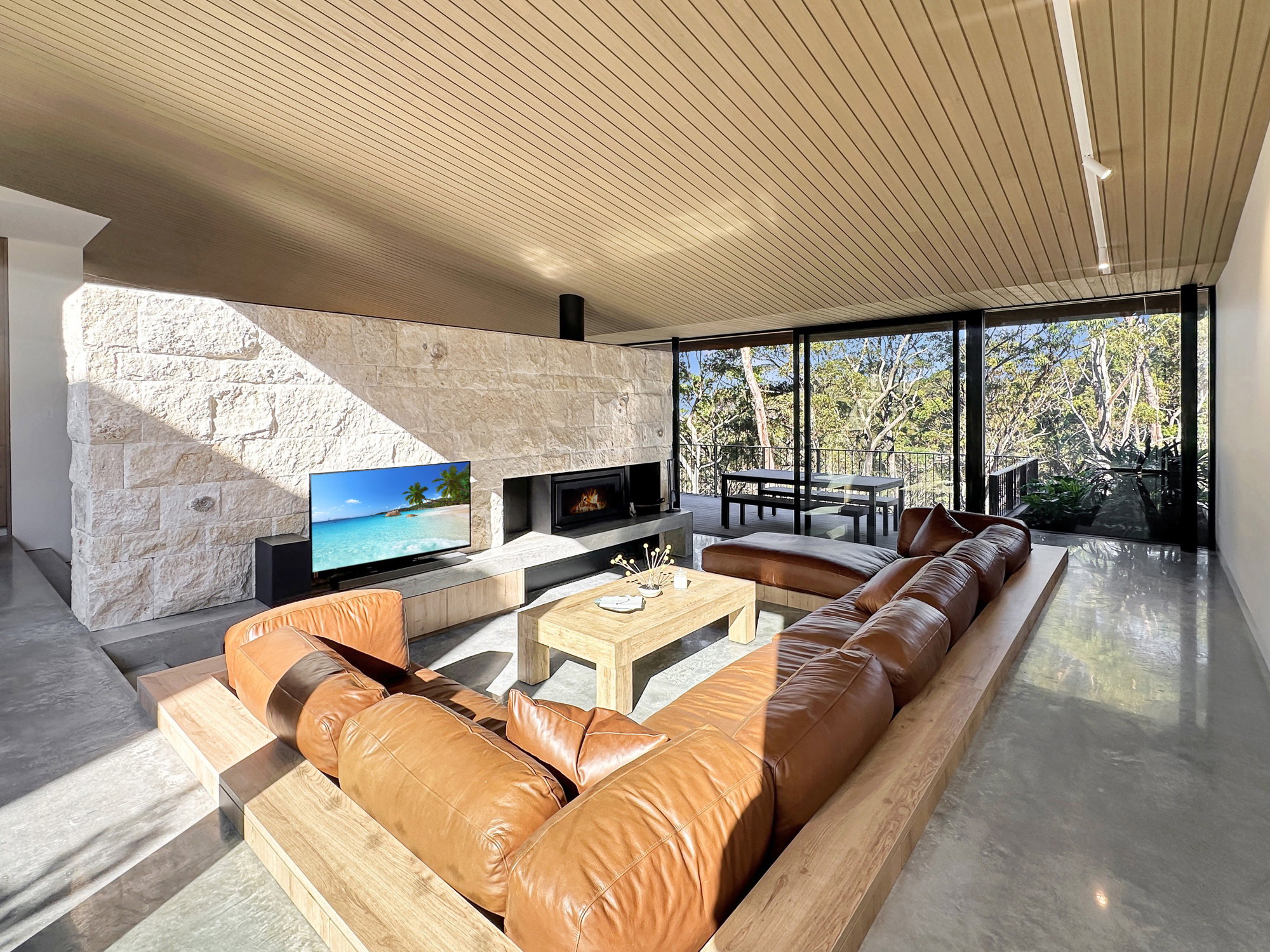 Furnished 6 Bedroom House in Rosedale