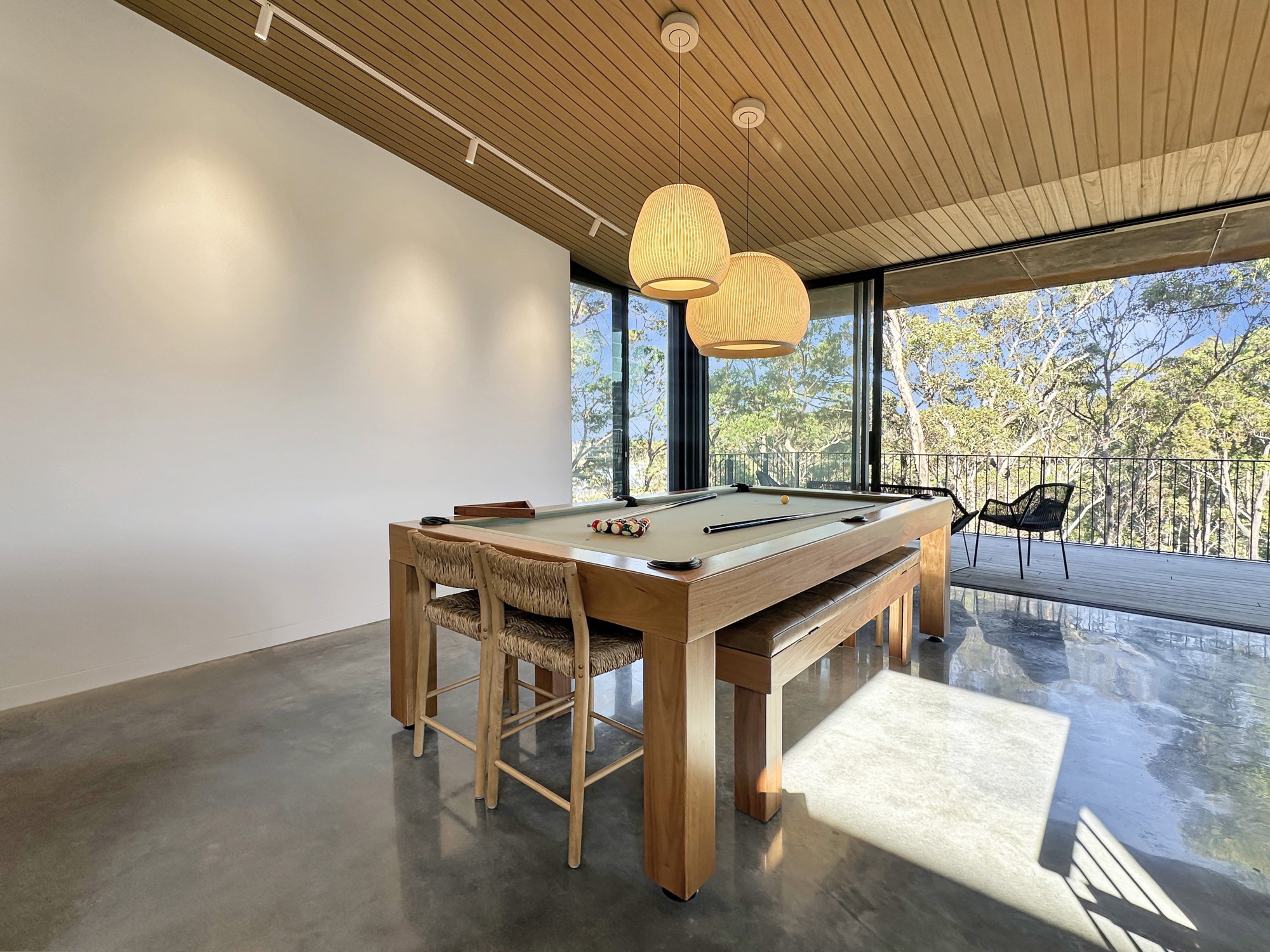 Furnished 6 Bedroom House in Rosedale
