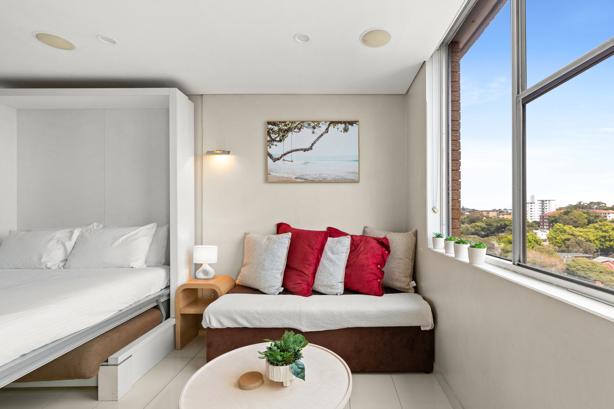 Furnished 1 Bedroom Apartment in Bondi