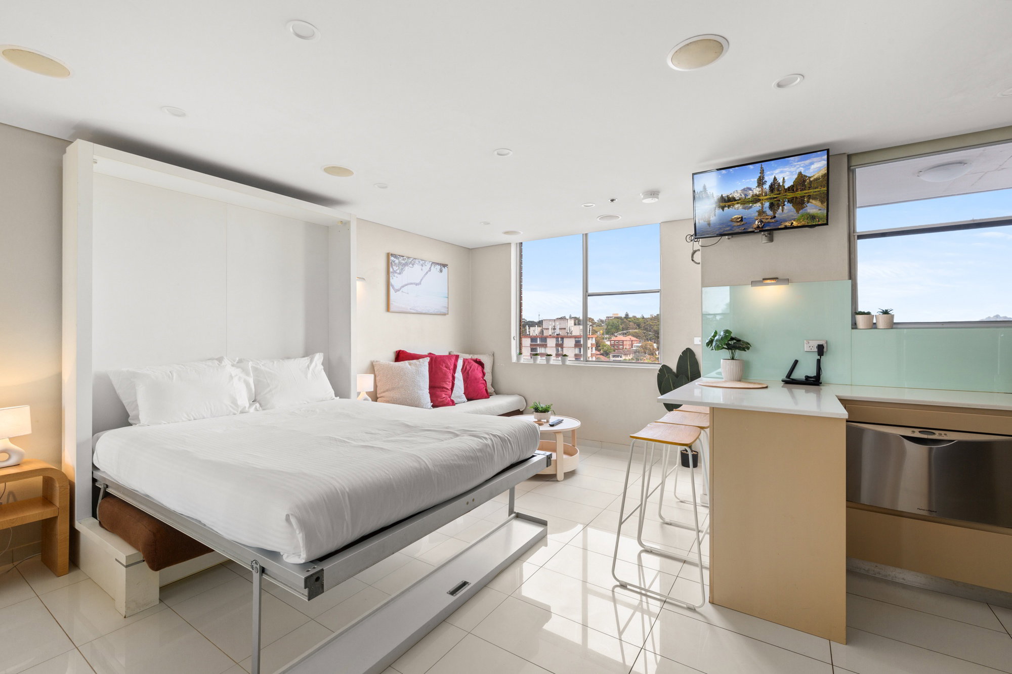 Furnished 1 Bedroom Apartment in Bondi