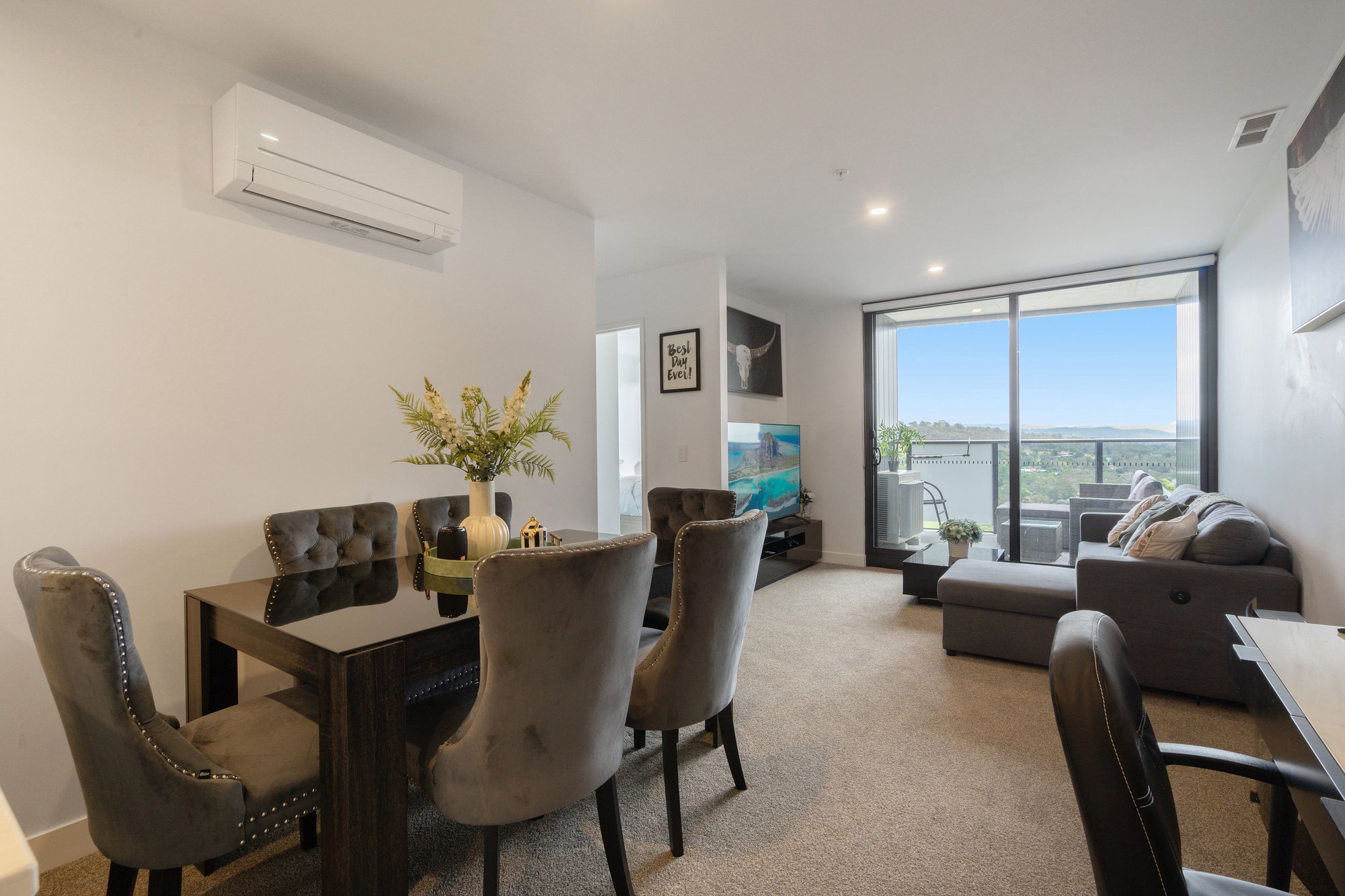 Furnished 2 Bedroom Apartment in Phillip