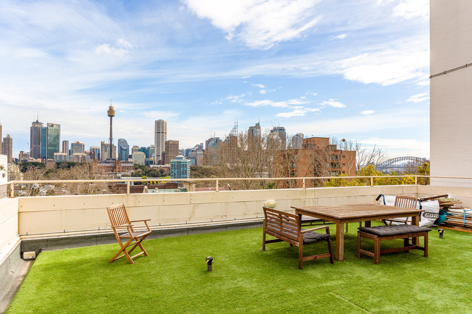 Furnished 2 Bedroom Apartment in Potts Point