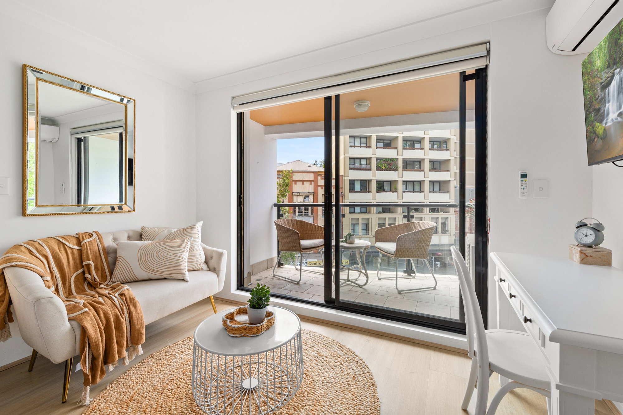 Furnished 1 Bedroom Rental in Surry Hills