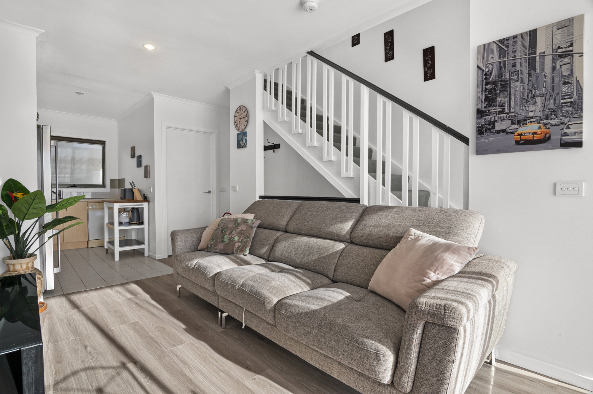 Furnished 2 Bedroom House in Maribyrnong