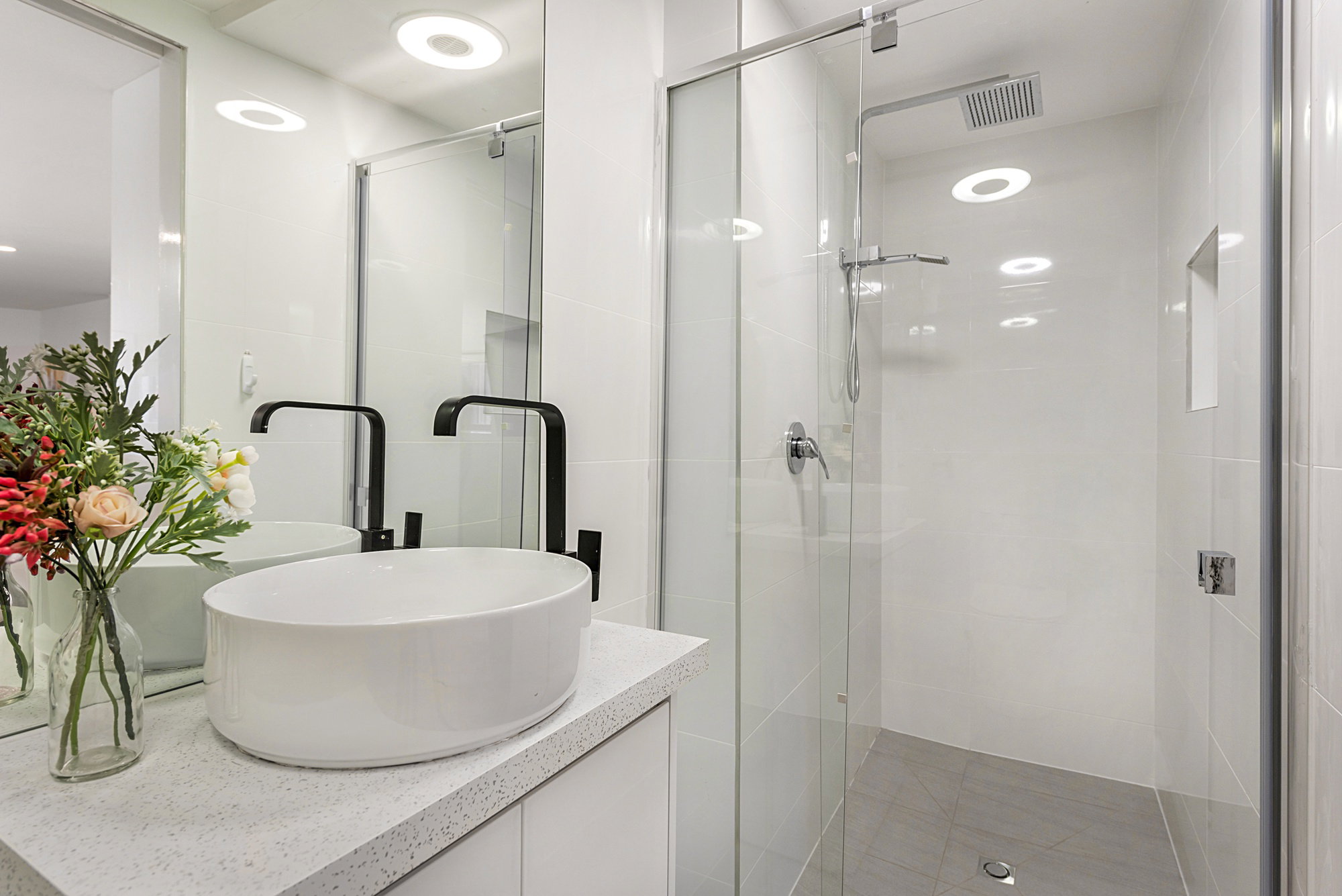 Furnished 1 Bedroom Rental in Carnegie