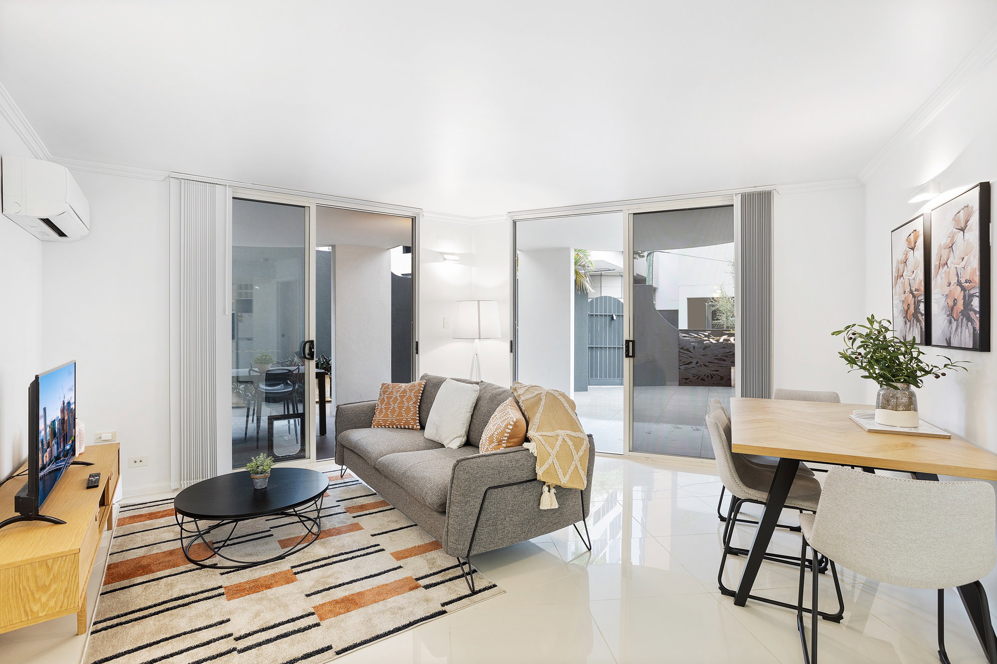 Furnished 2 Bedroom Apartment in Spring Hill