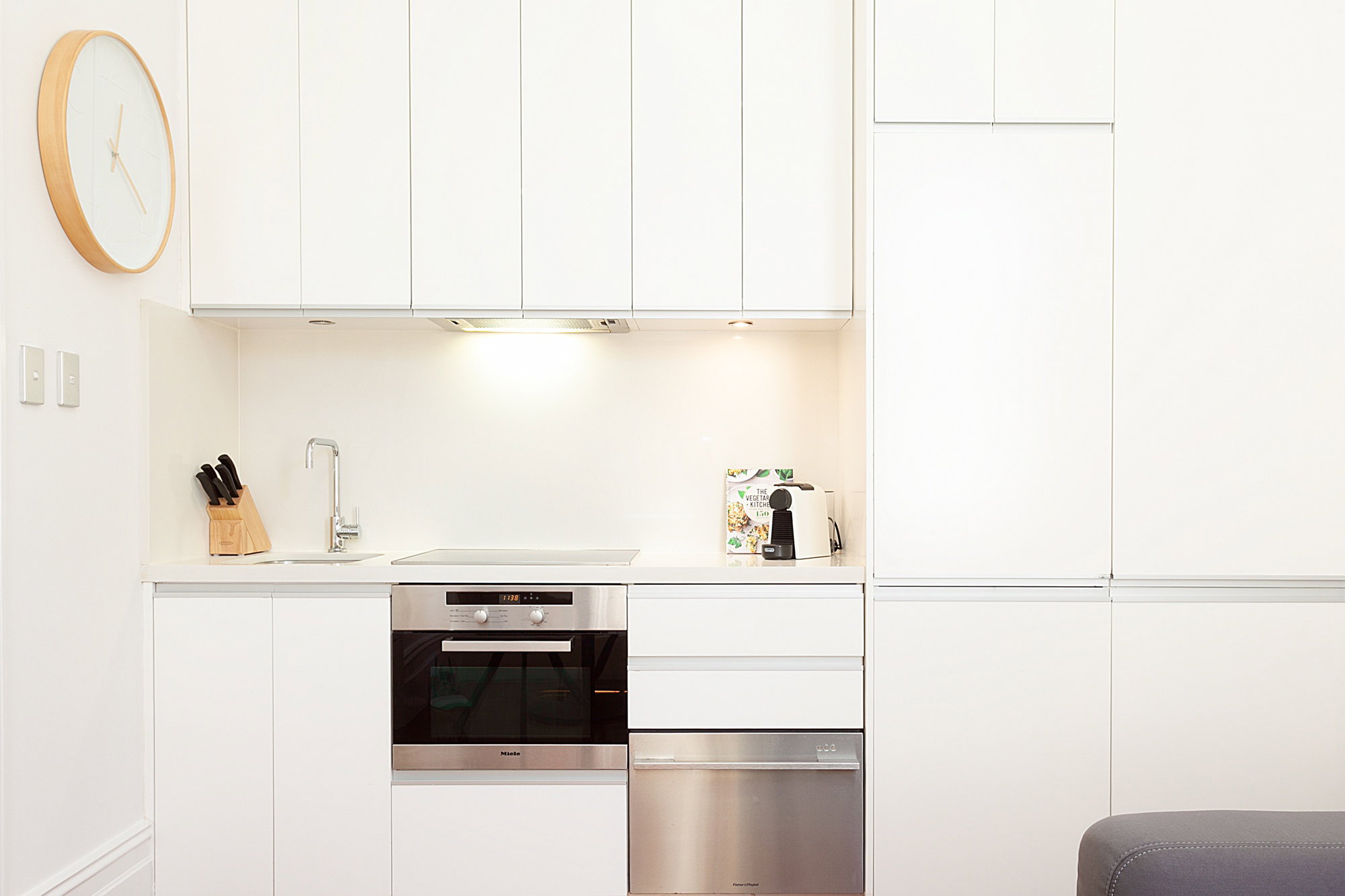 Furnished 1 Bedroom Apartment in Glebe