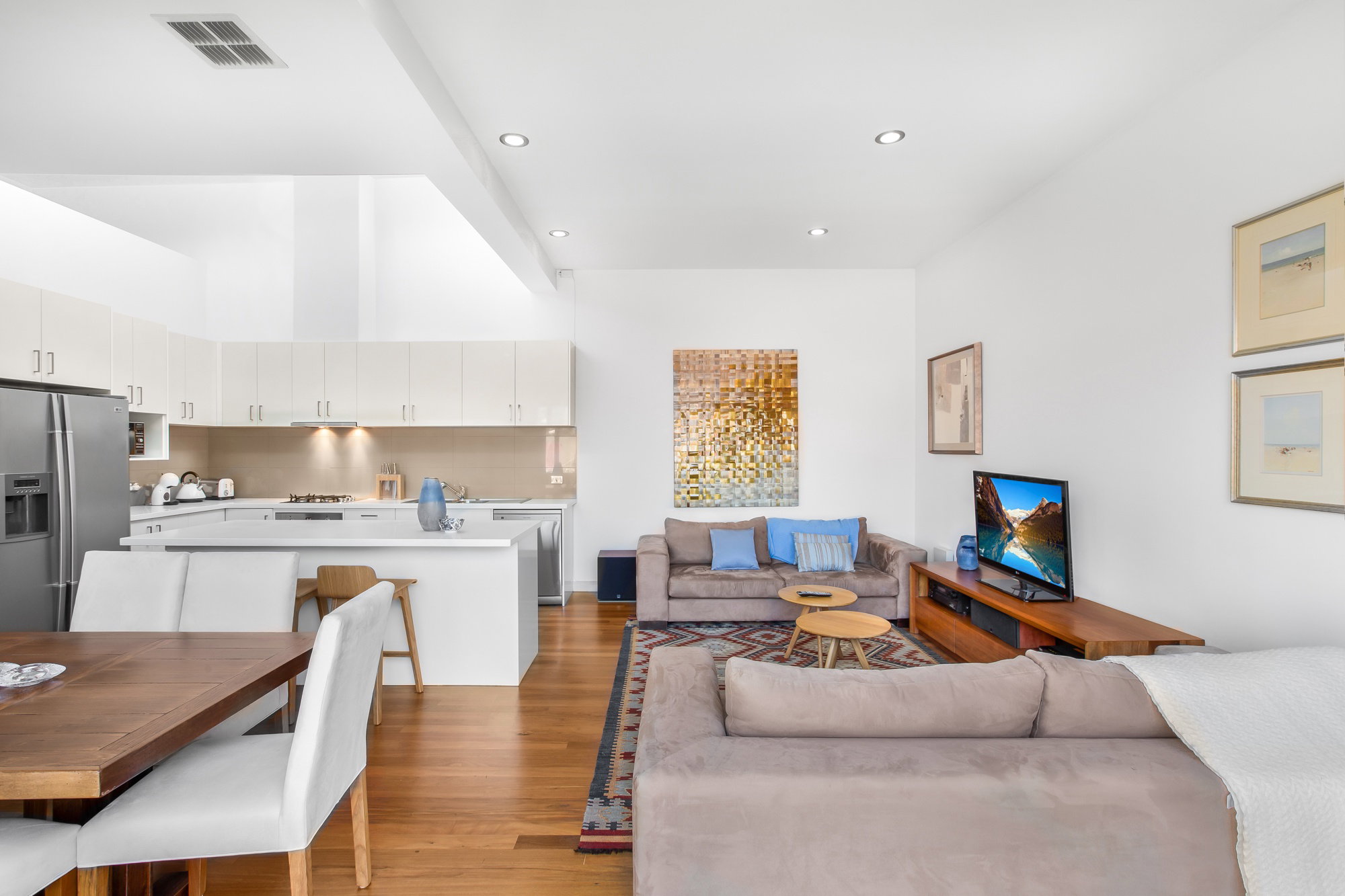 Furnished 2 Bedroom Apartment in Yarraville