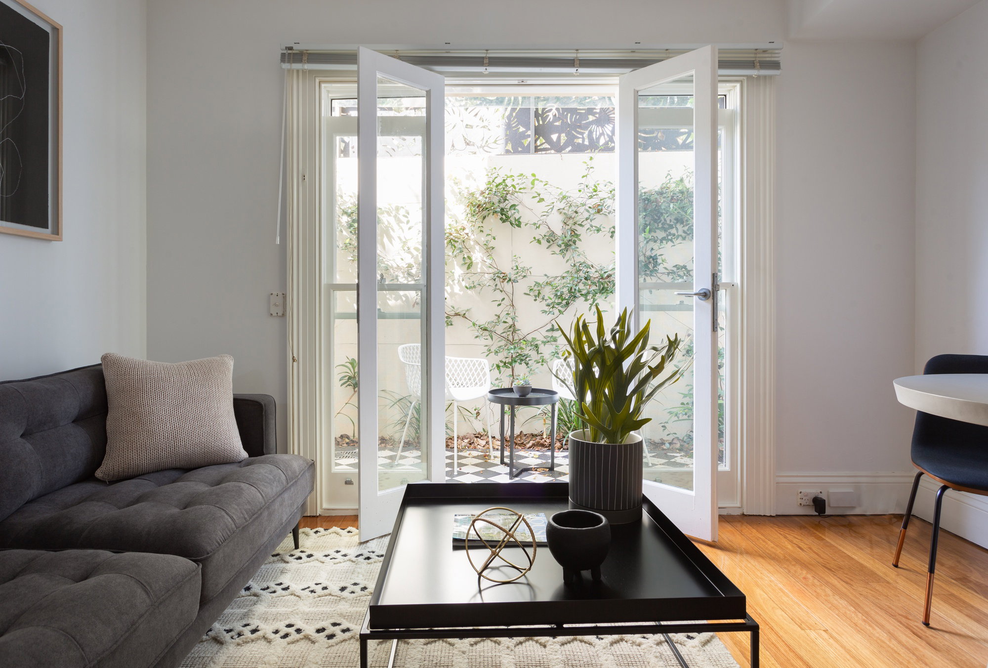 Furnished 1 Bedroom Rental in Fairfield West