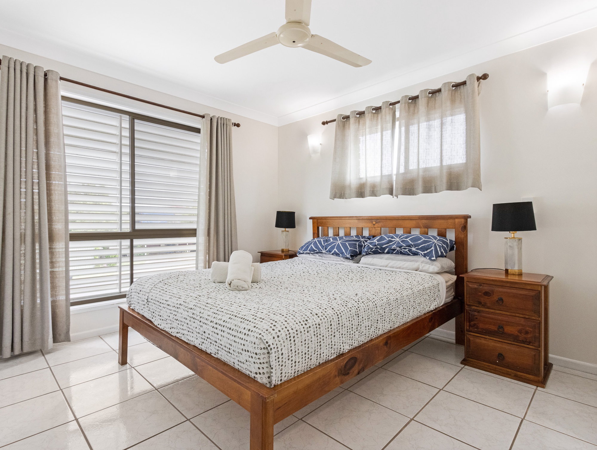Furnished 3 Bedroom Apartment in Scarness