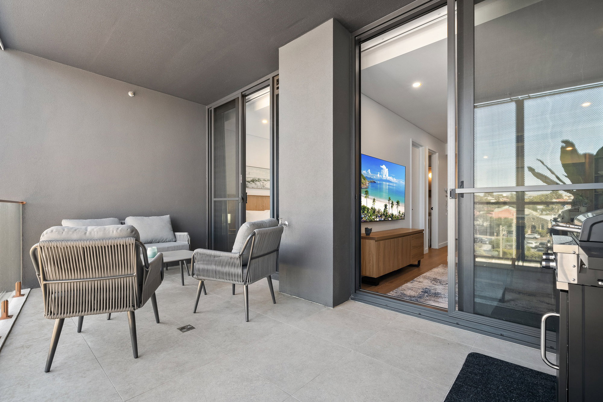 Furnished 1 Bedroom Apartment in North Fremantle