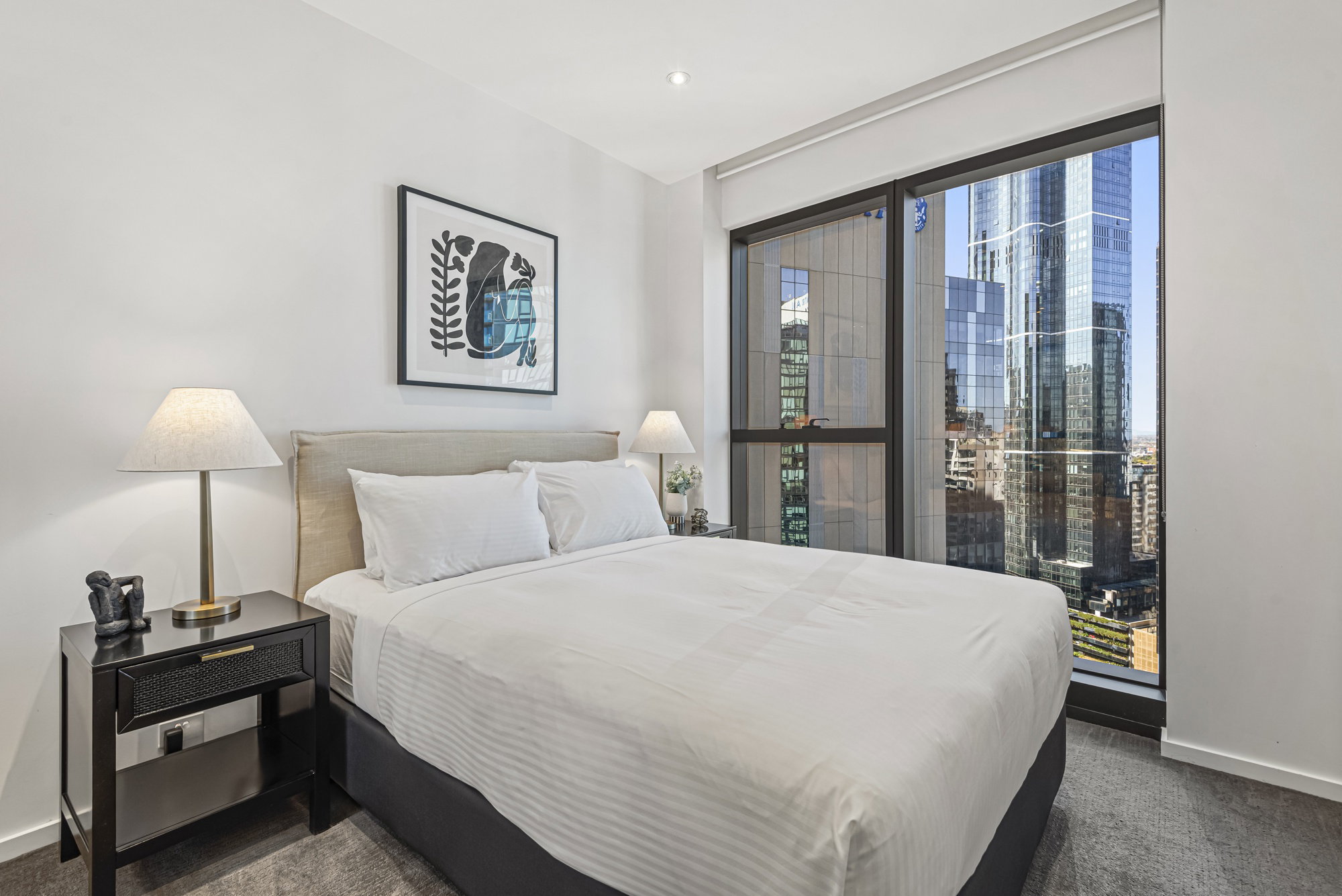 Furnished 2 Bedroom Apartment in Southbank