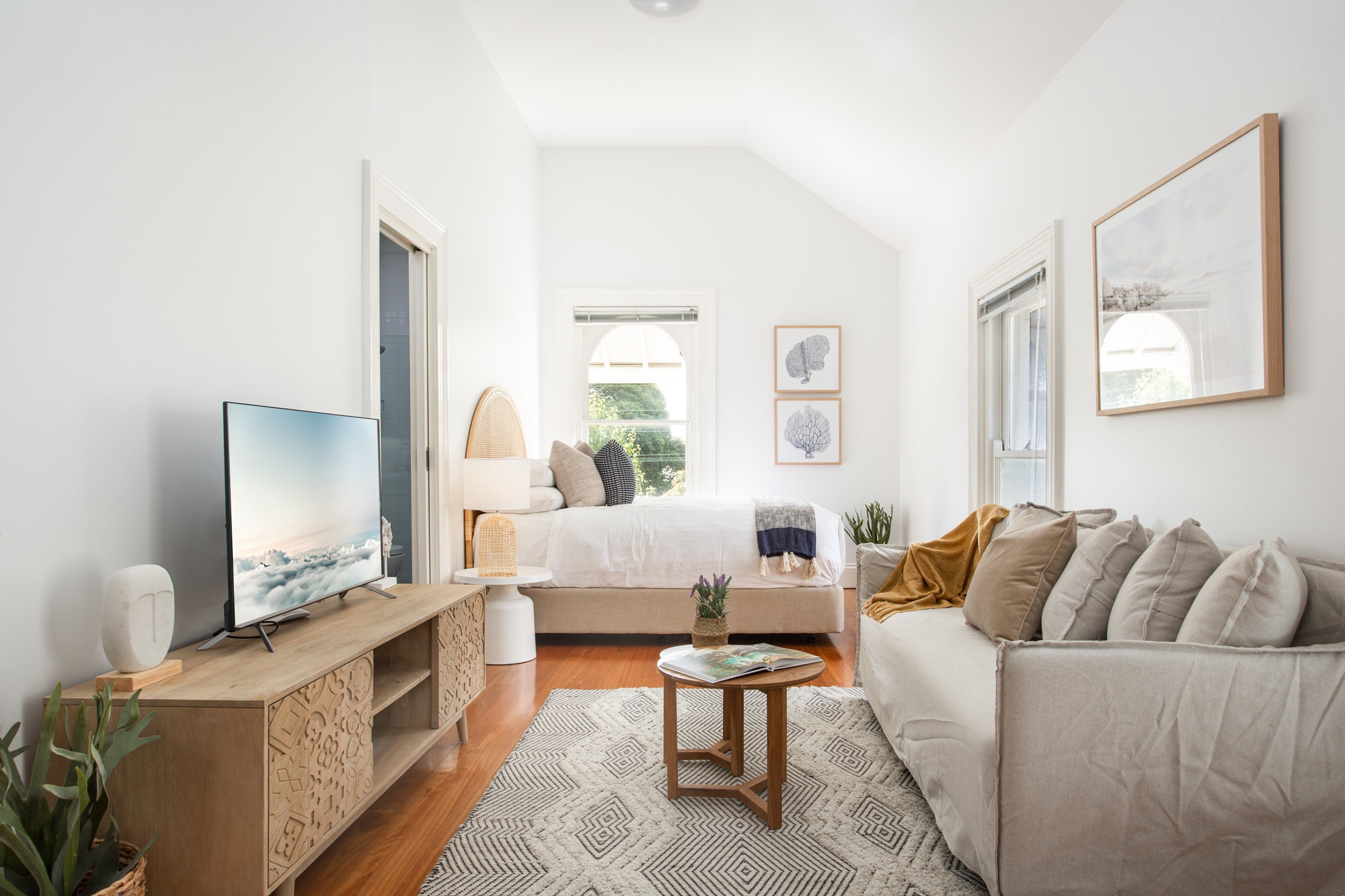 Furnished 1 Bedroom Rental in Fairfield West