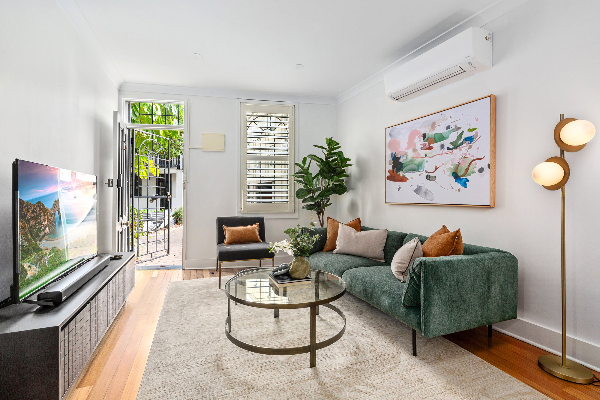 Furnished 2 Bedroom House in Surry Hills